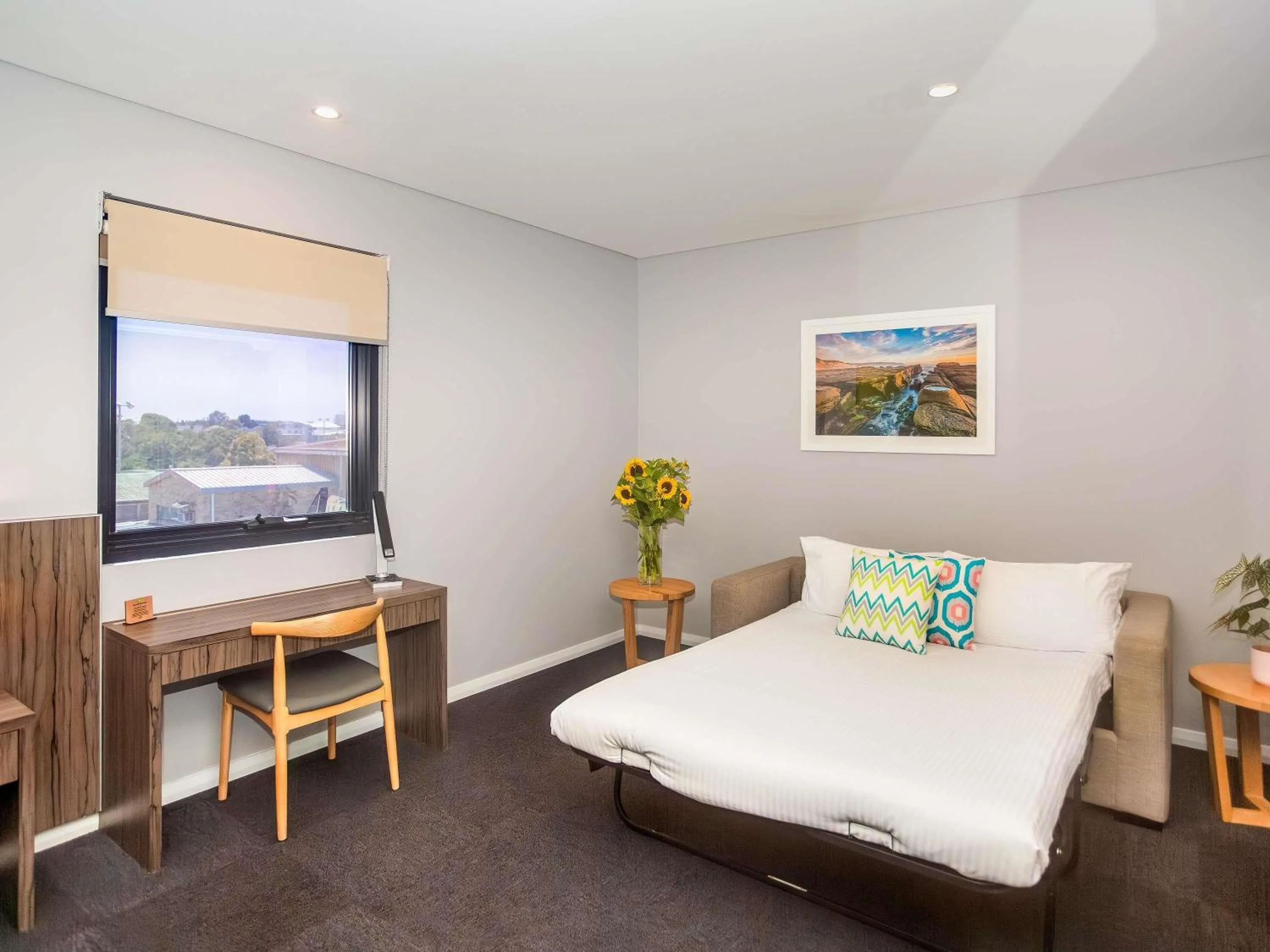 Bedroom, Bed in Ibis Styles The Entrance