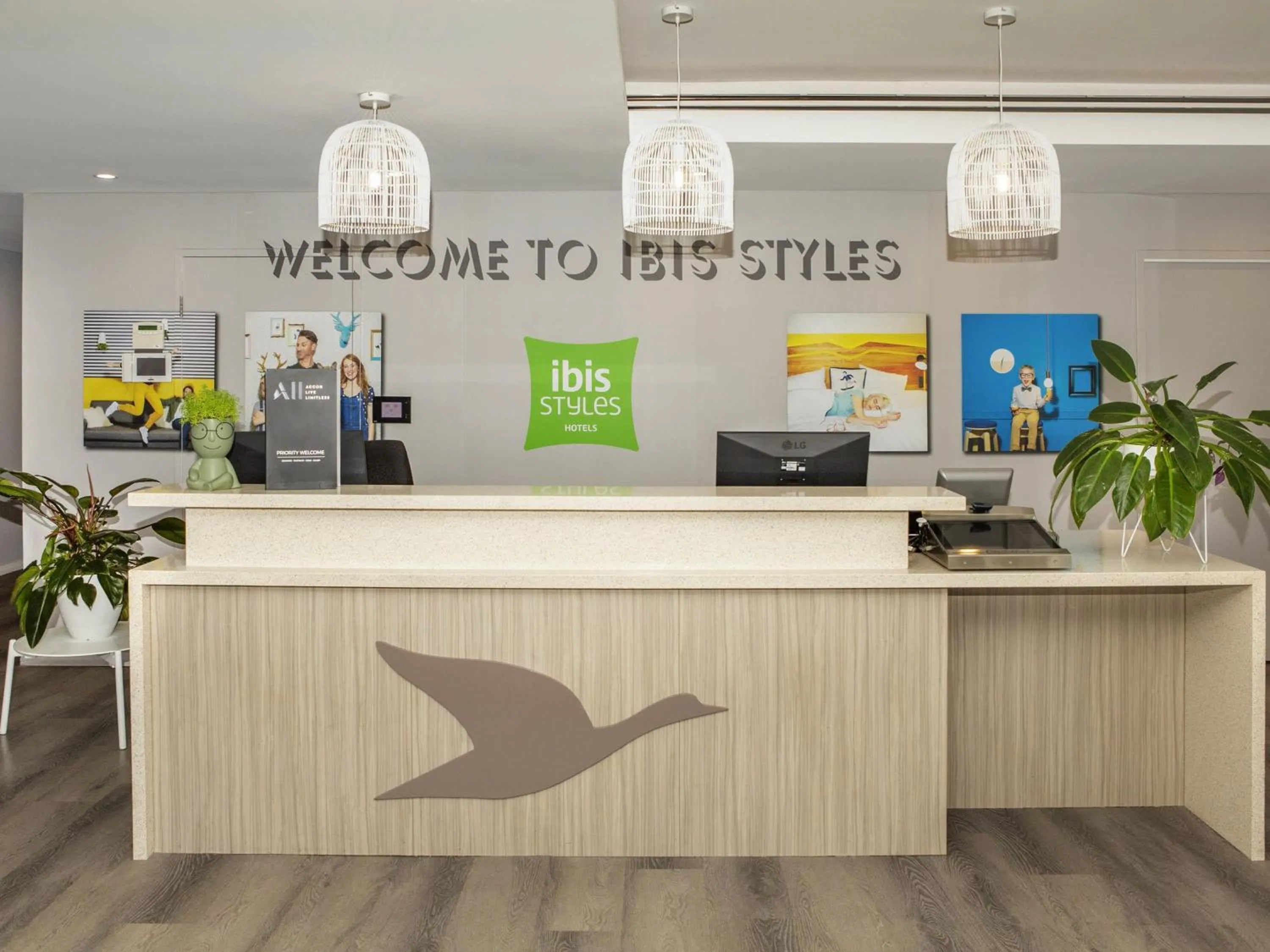 Property building in Ibis Styles The Entrance