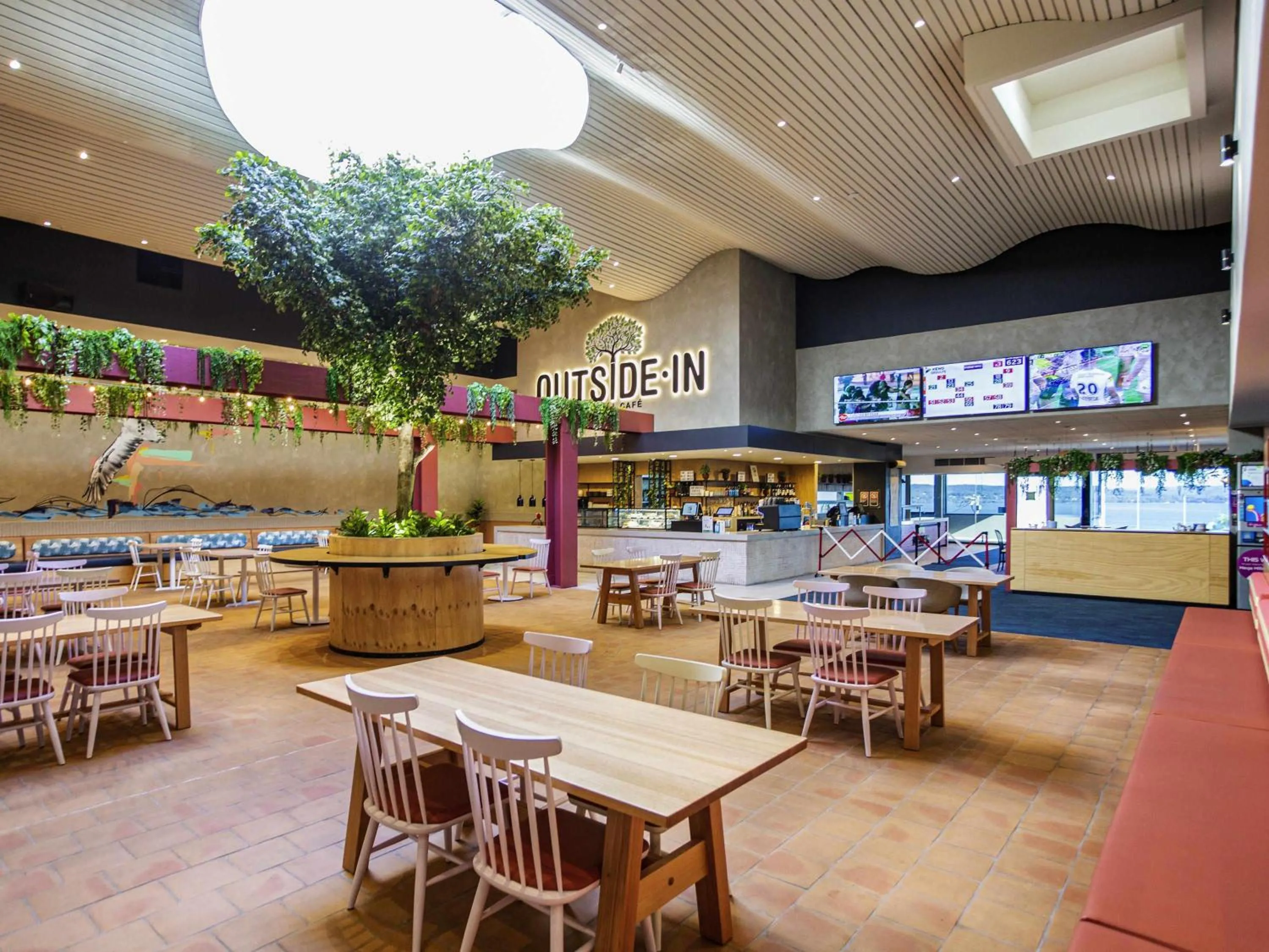 Restaurant/places to eat in Ibis Styles The Entrance