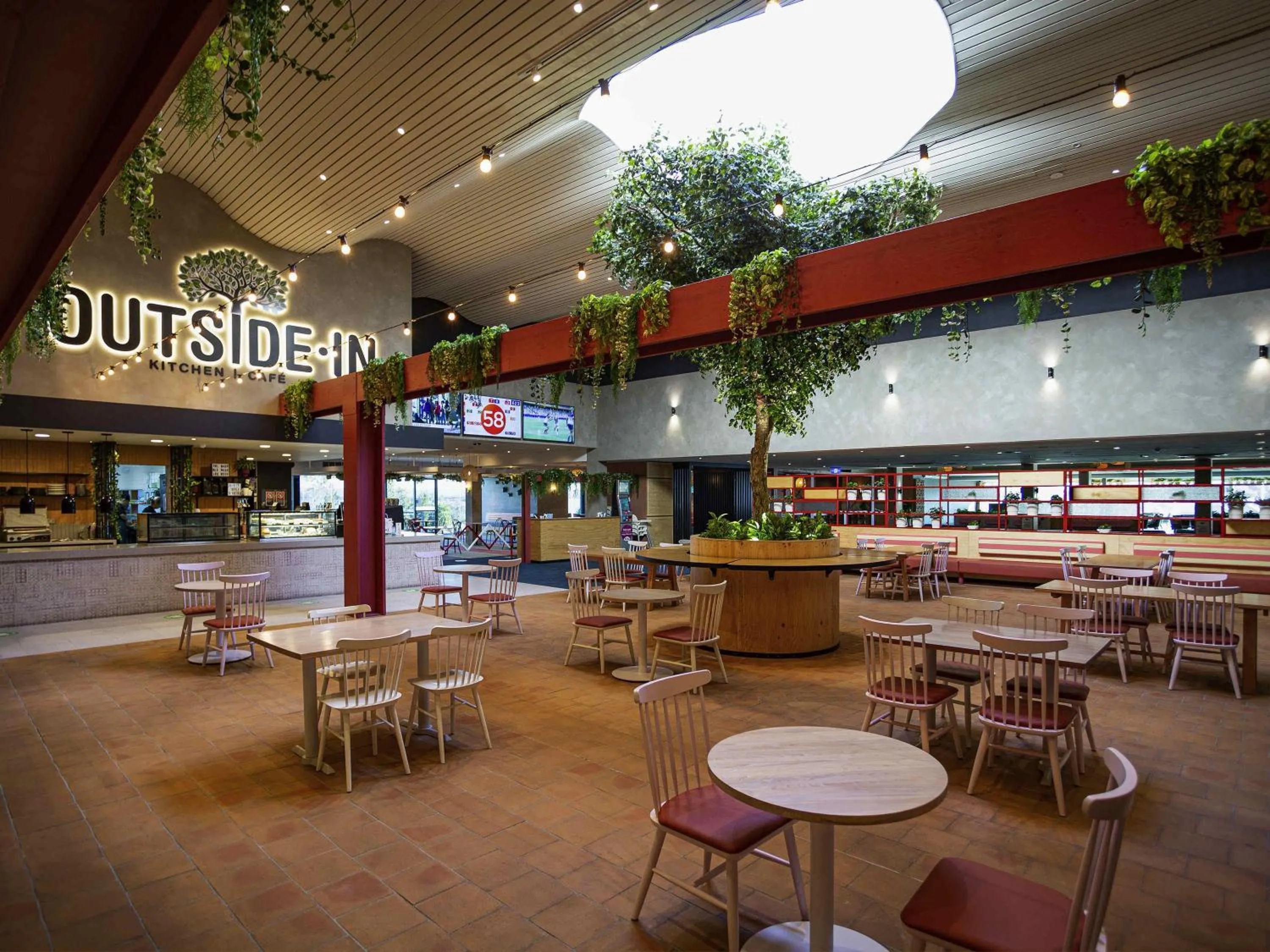 Restaurant/places to eat in Ibis Styles The Entrance