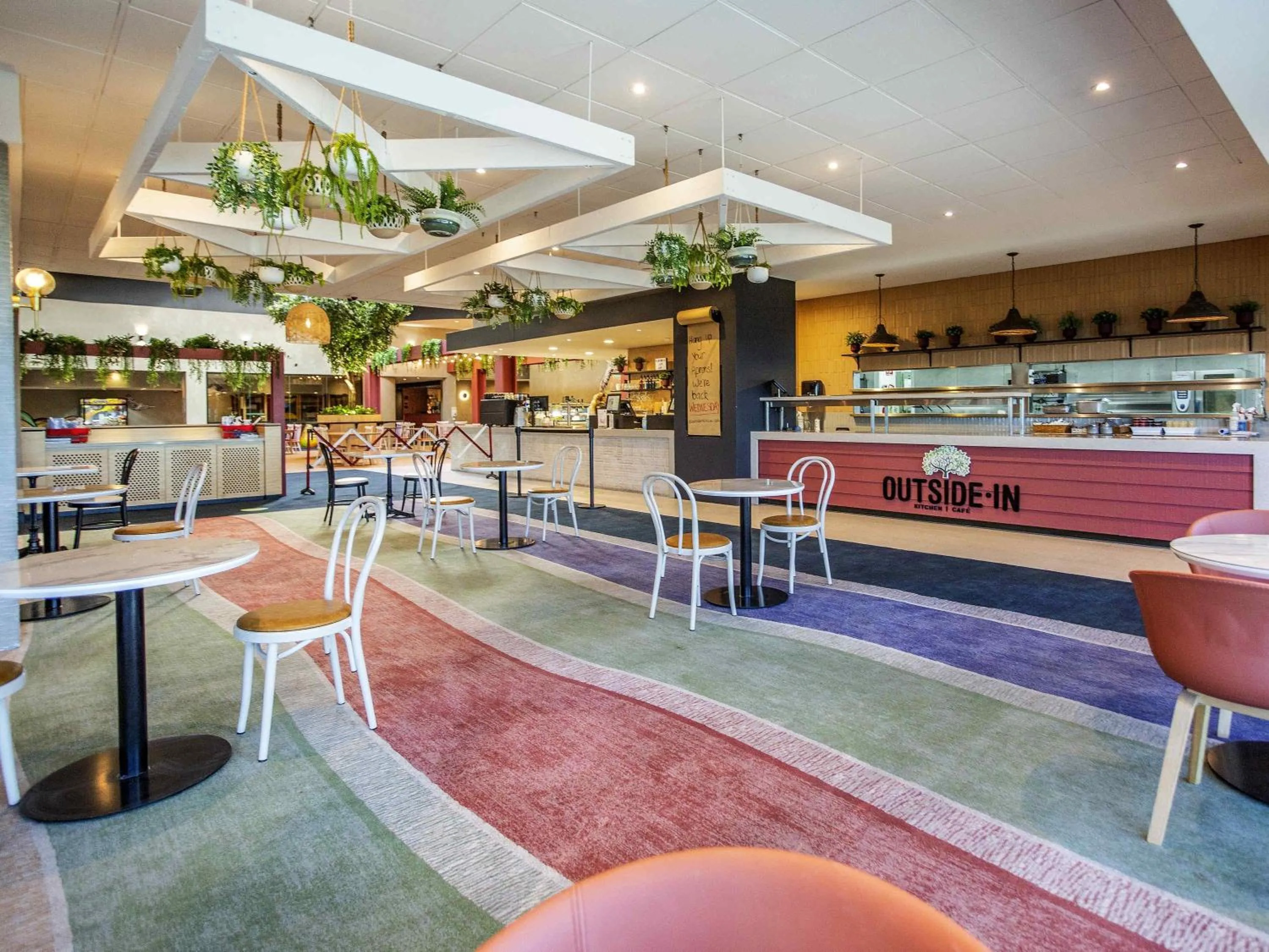 Lounge or bar in Ibis Styles The Entrance