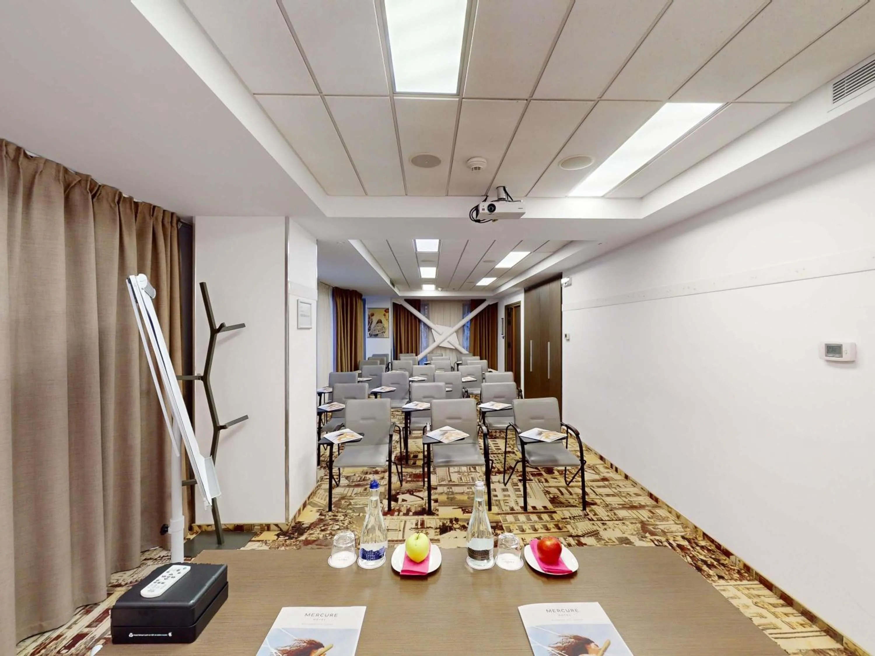 Meeting/conference room in Mercure Bucharest City Center