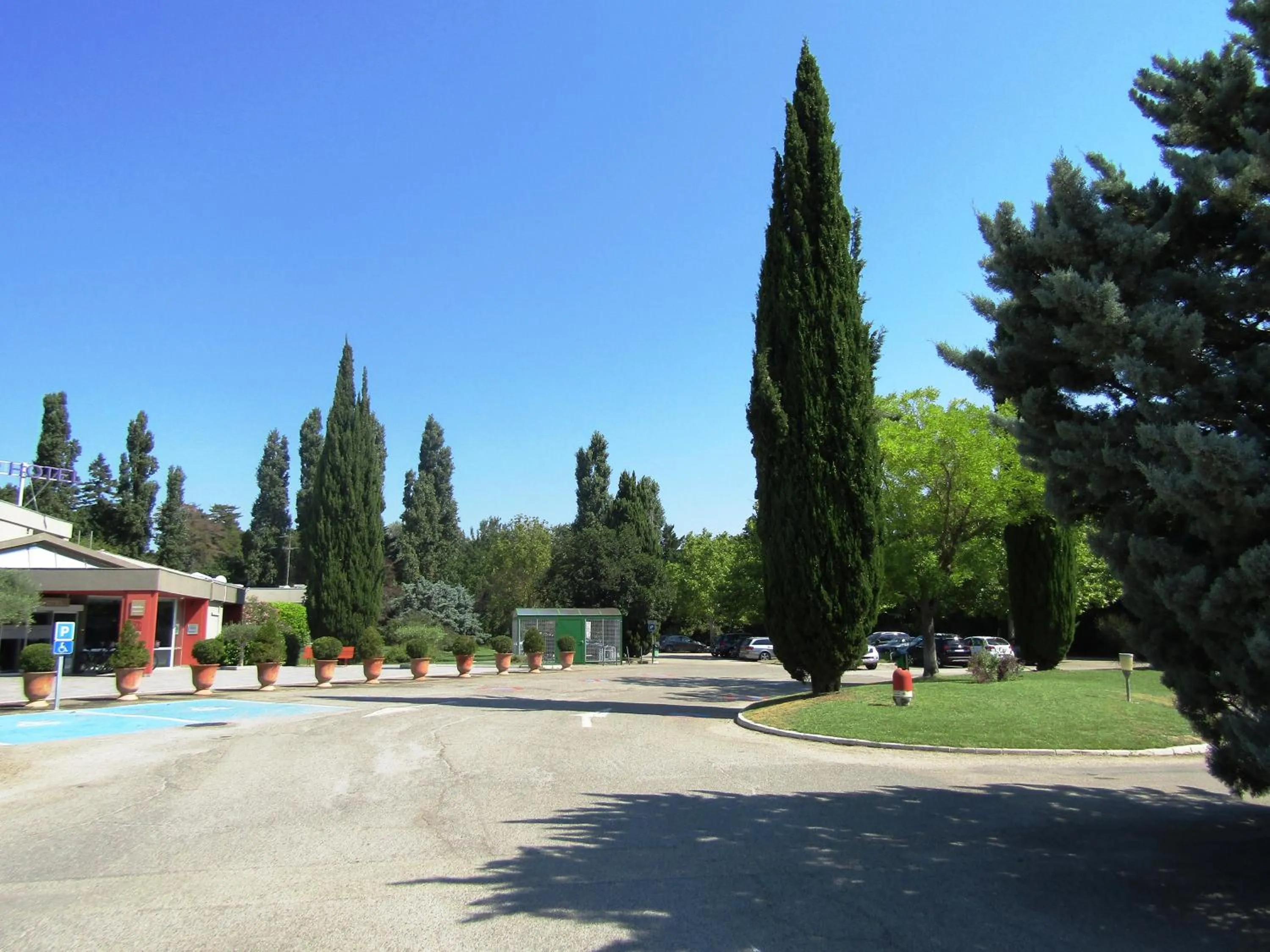 Area and facilities in Mercure Orange Centre A7/A9