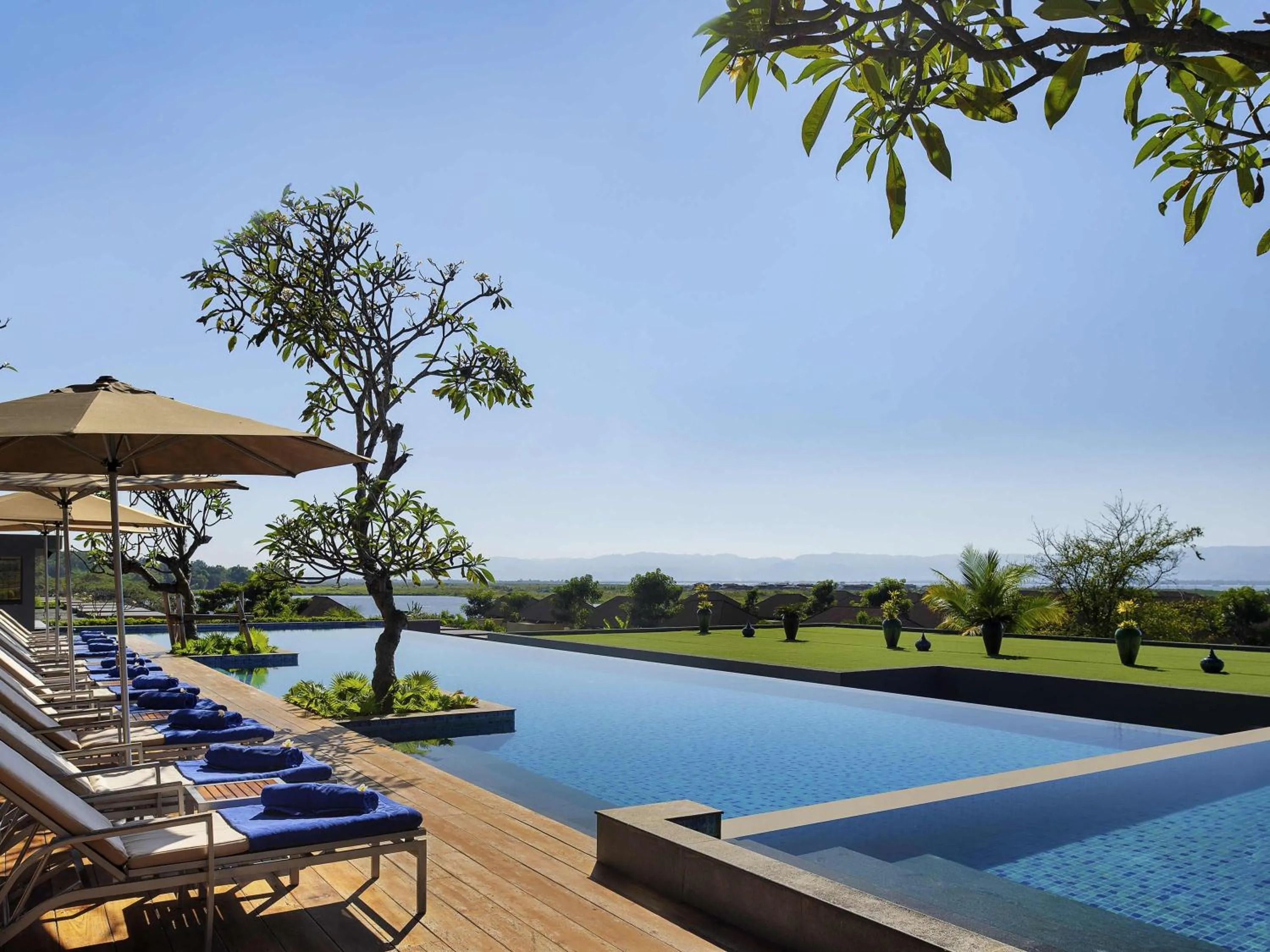Pool view in Novotel Inle Lake Myat Min