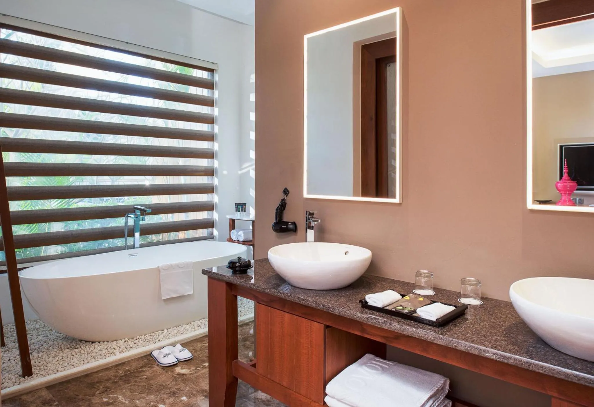 Bathroom in Novotel Inle Lake Myat Min