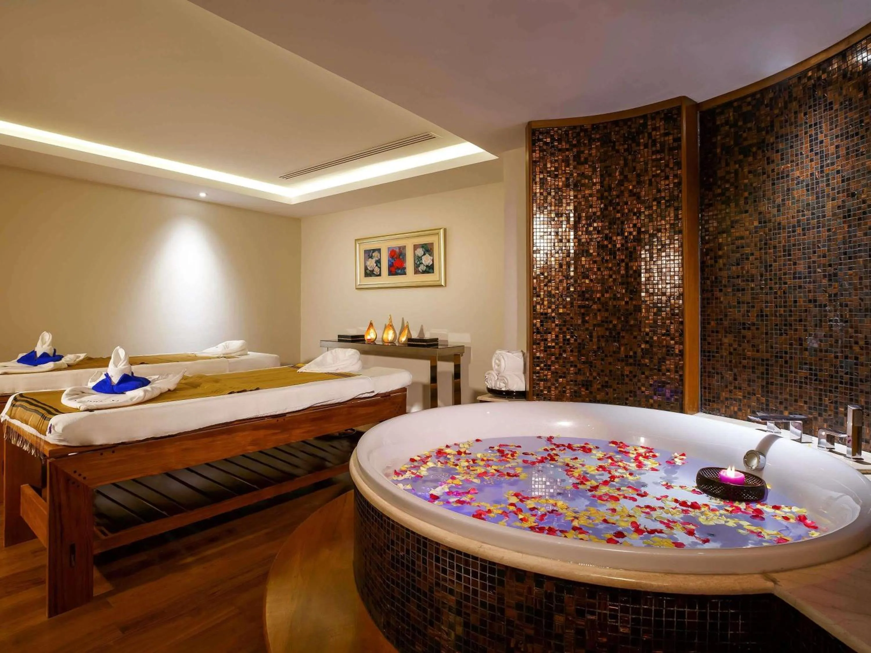 Other, Bed in Novotel Yangon Max