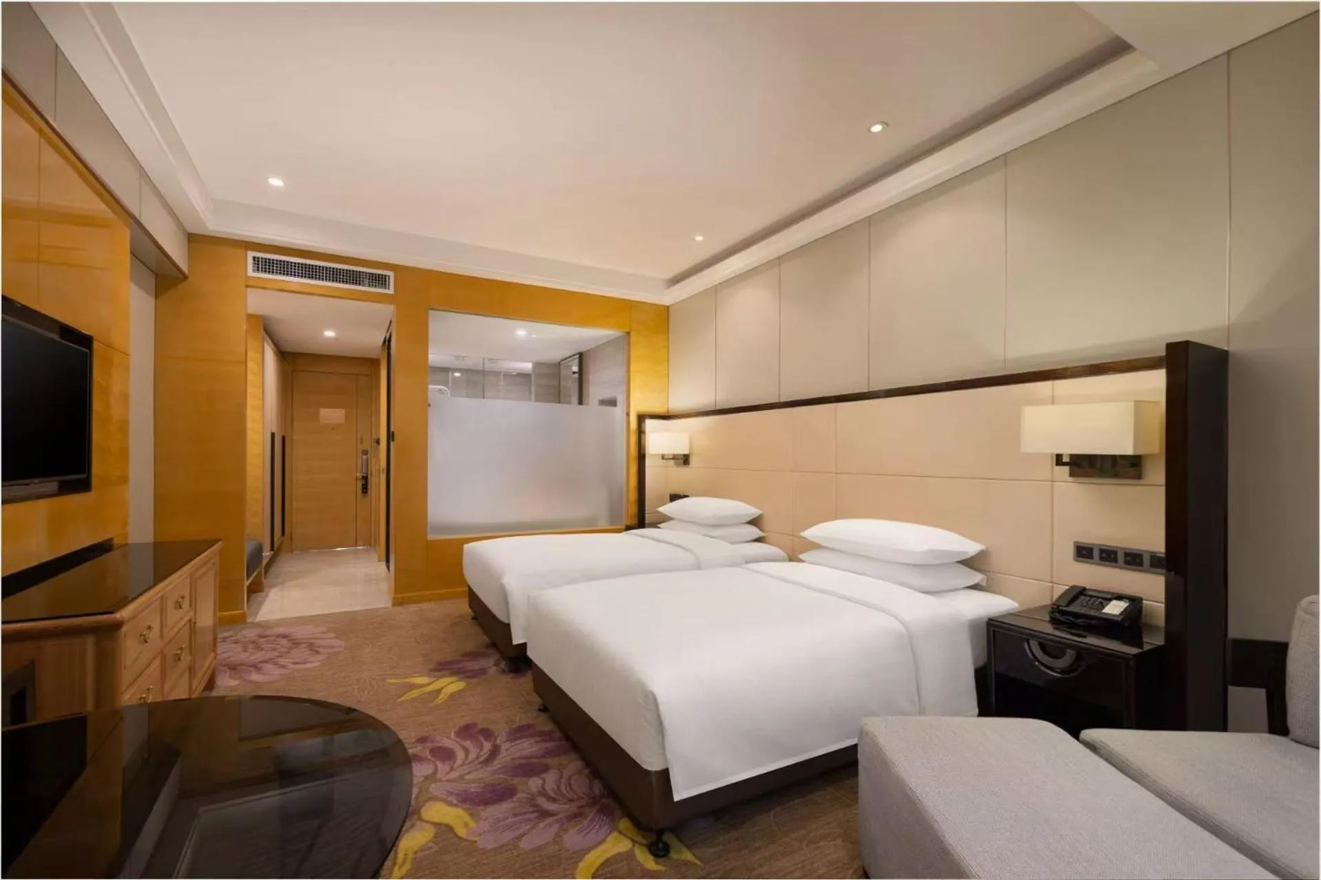 Pullman Qingdao Ziyue