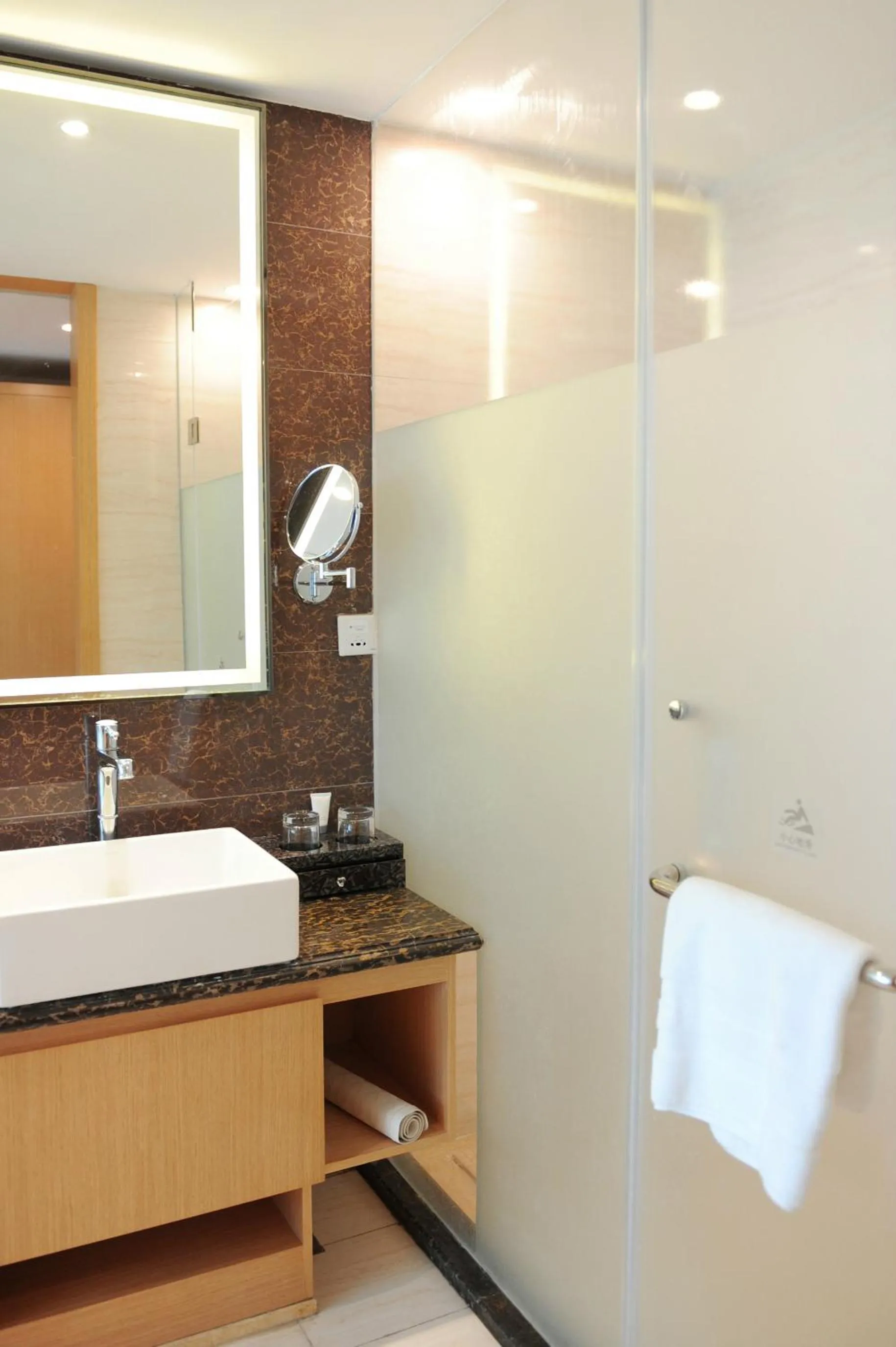 Bathroom in Pullman Qingdao Ziyue