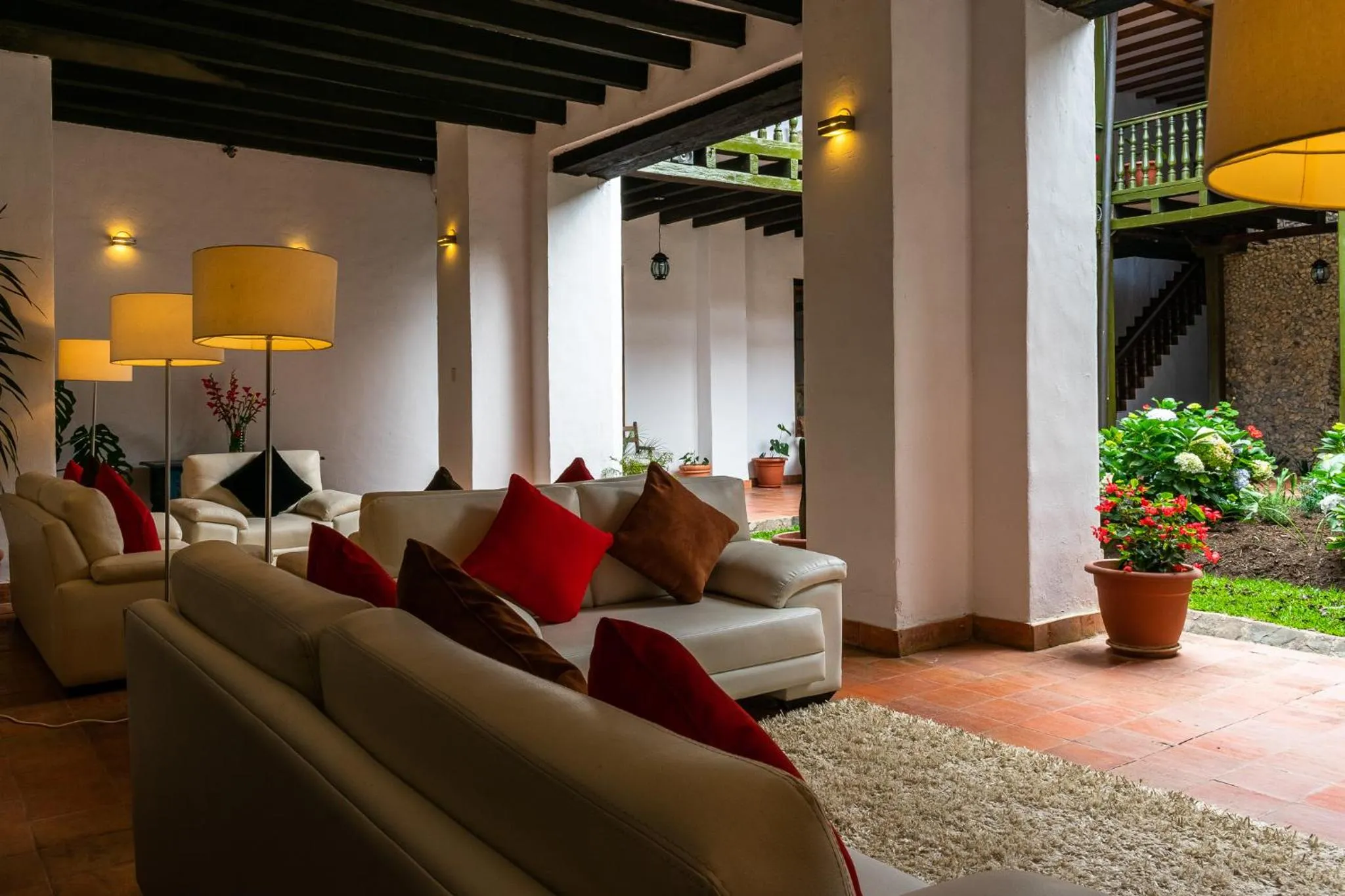 Lobby or reception in La Xalca Hotel - Asociado Casa Andina
