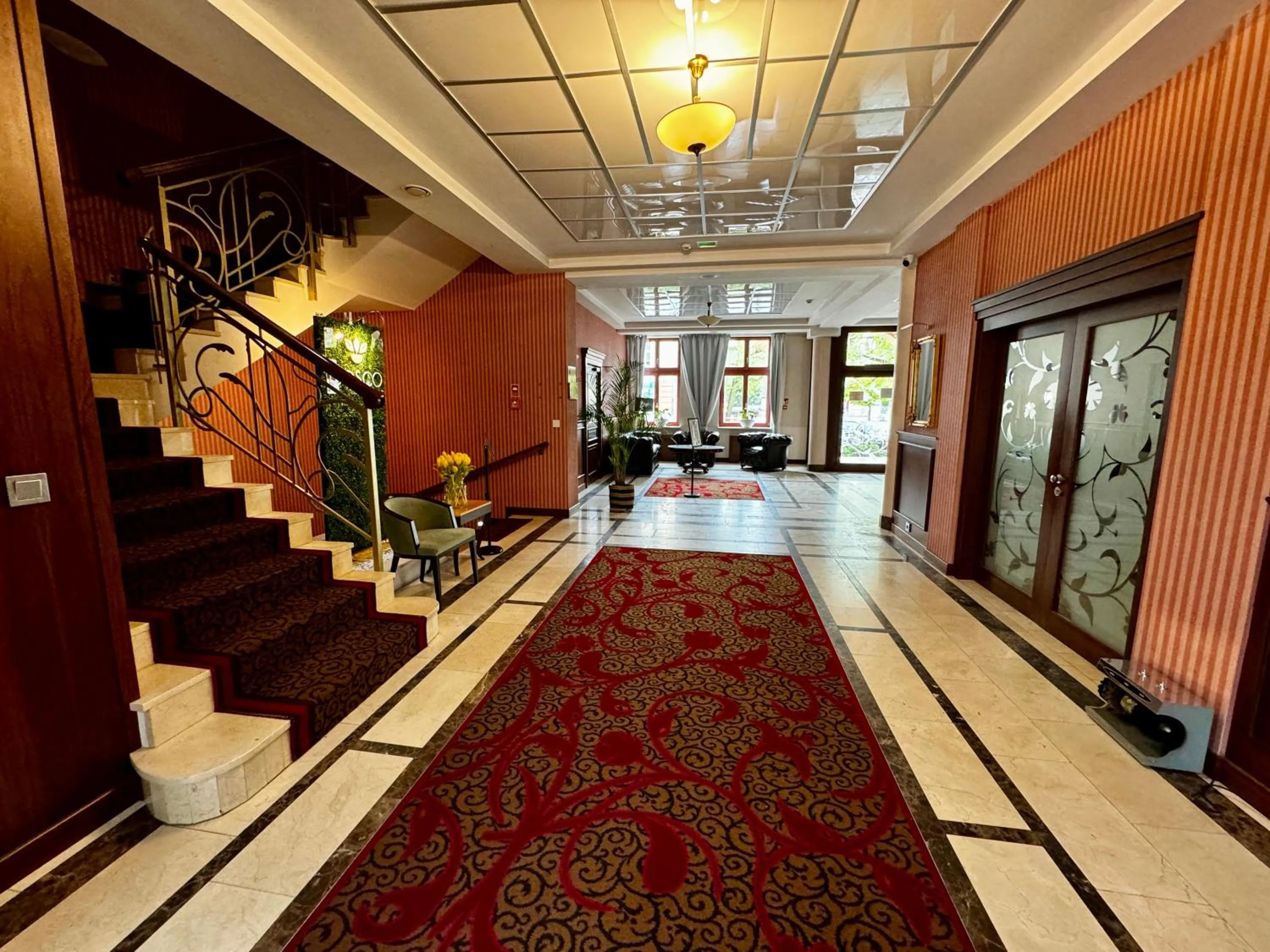 Property building in DK Dyplomat