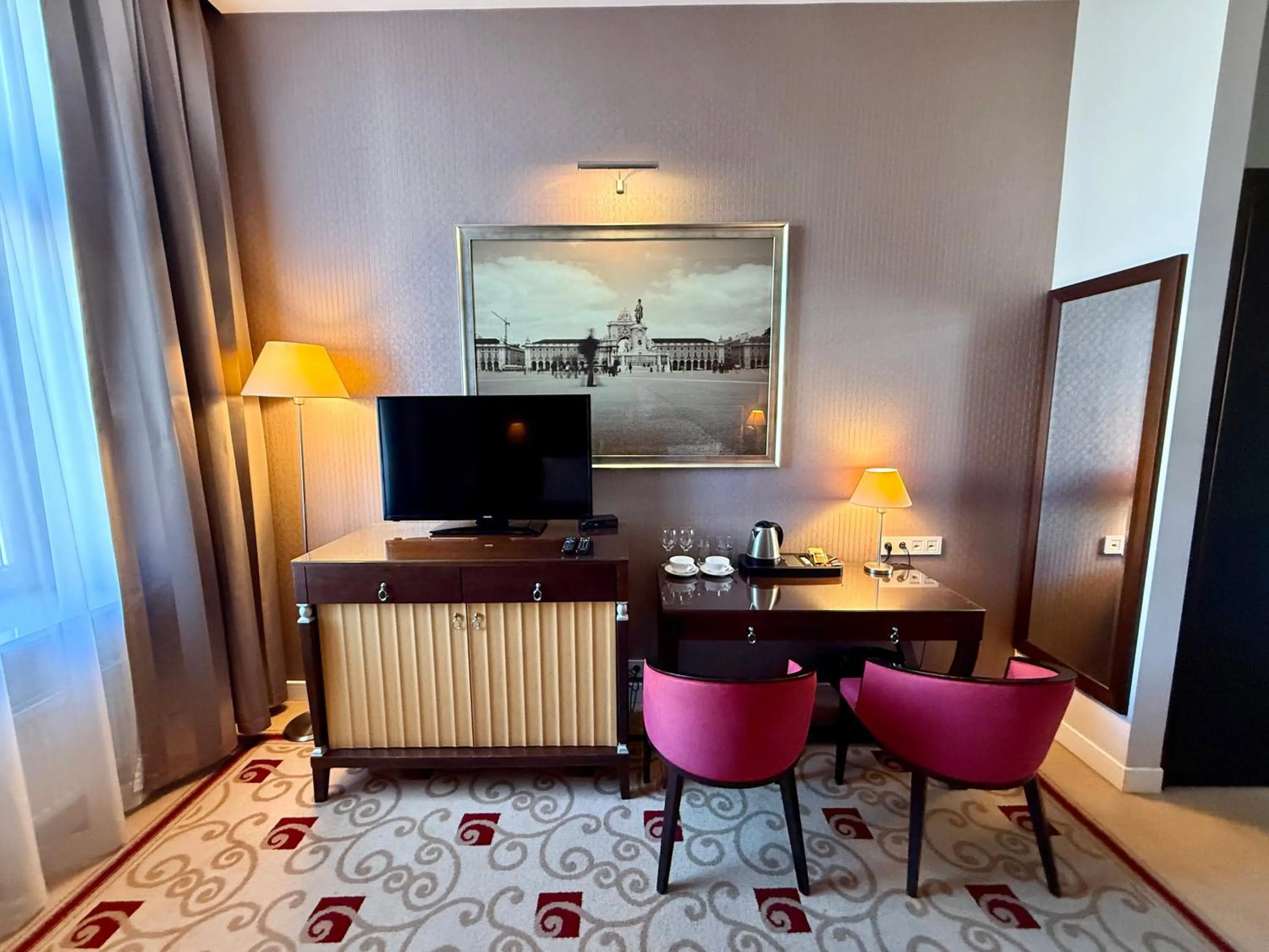 TV and multimedia in DK Dyplomat