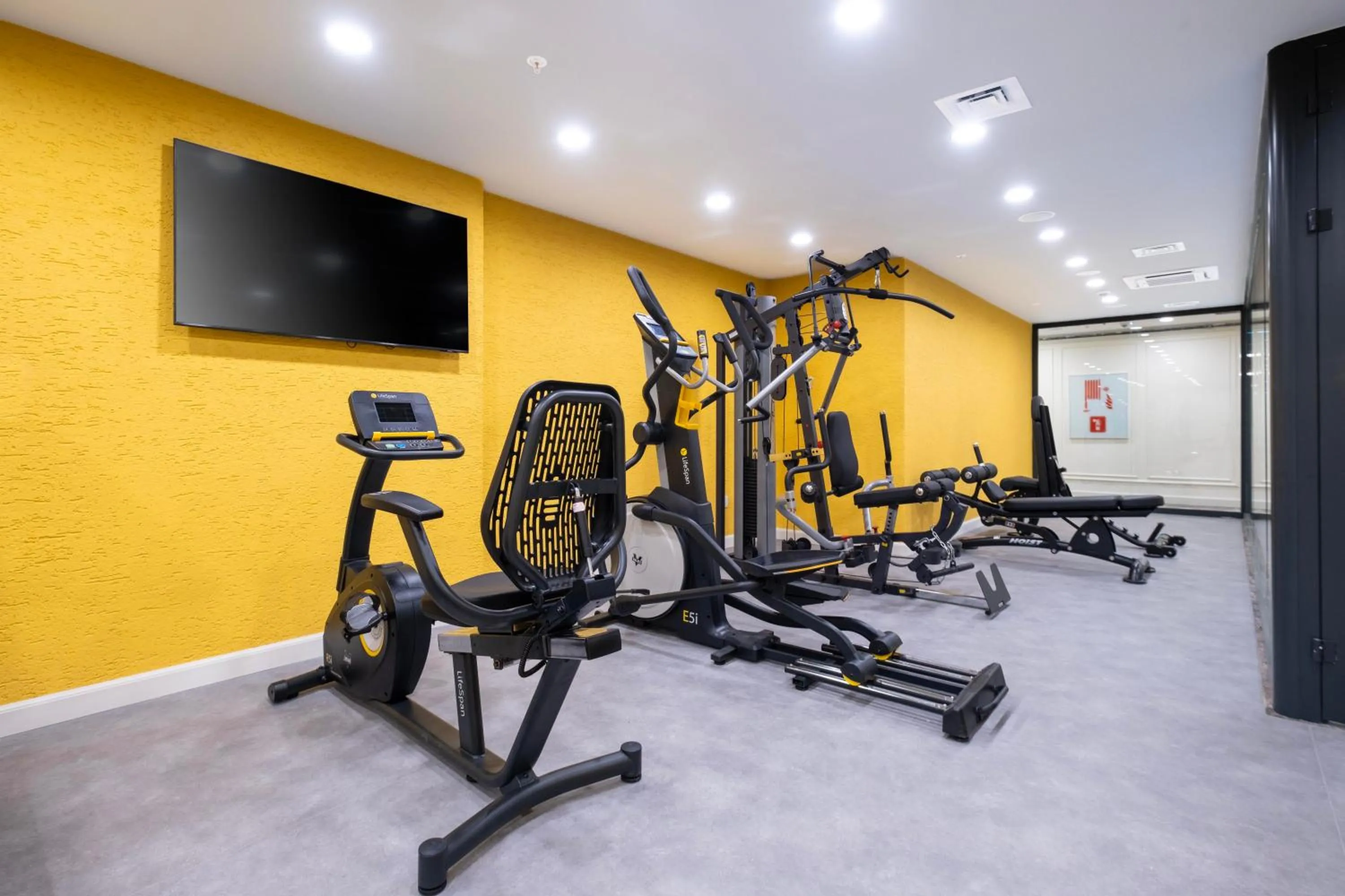 Fitness centre/facilities in New Inn Hotel Old Town