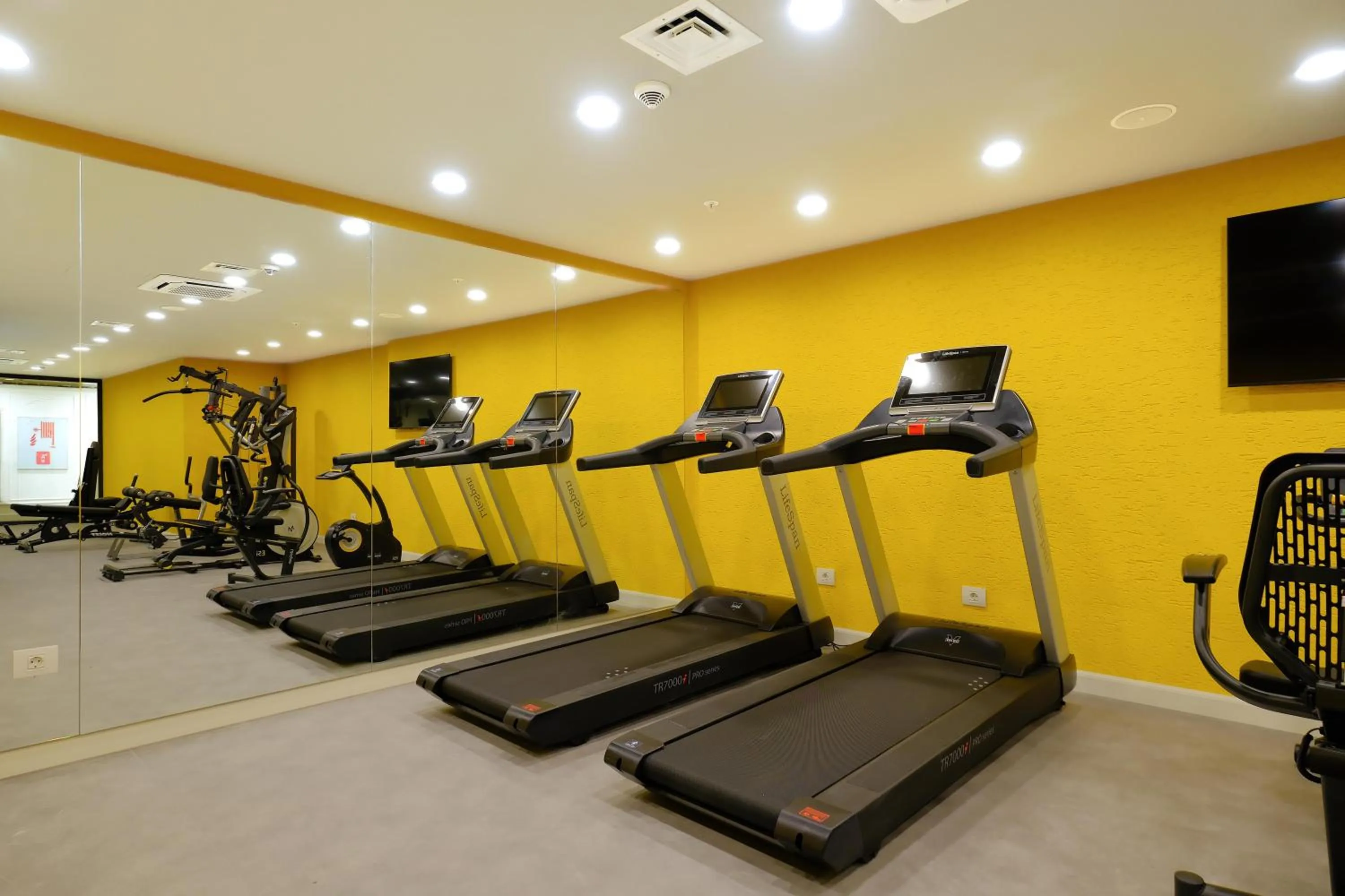 Fitness centre/facilities in New Inn Hotel Old Town