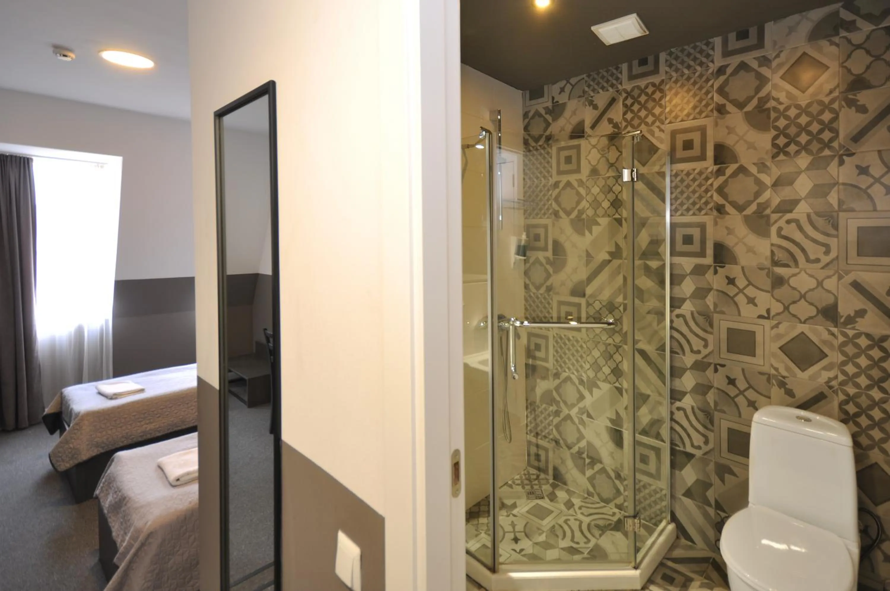 Toilet in Meidan Inn