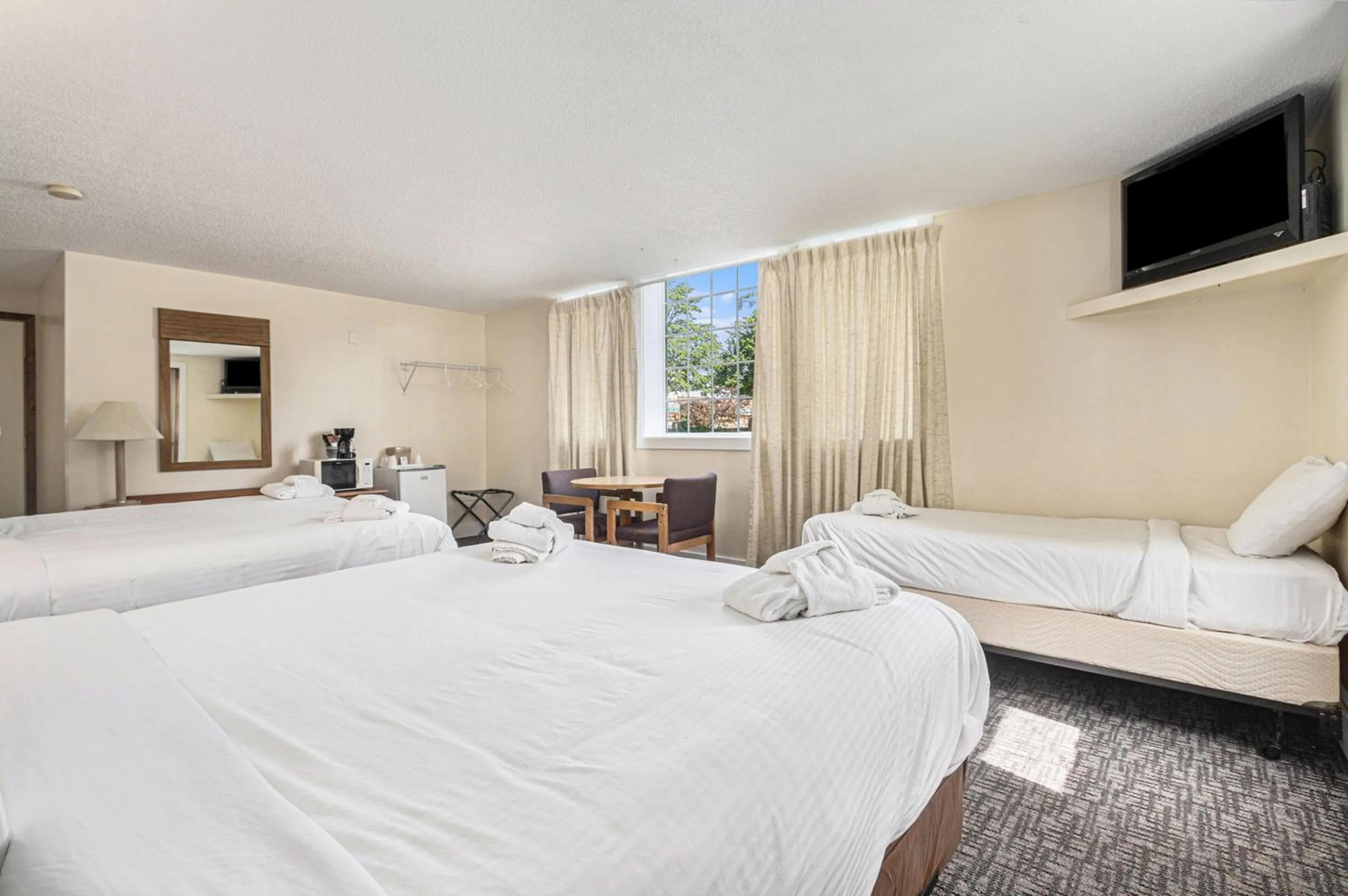 Bed in Ludington Pier House