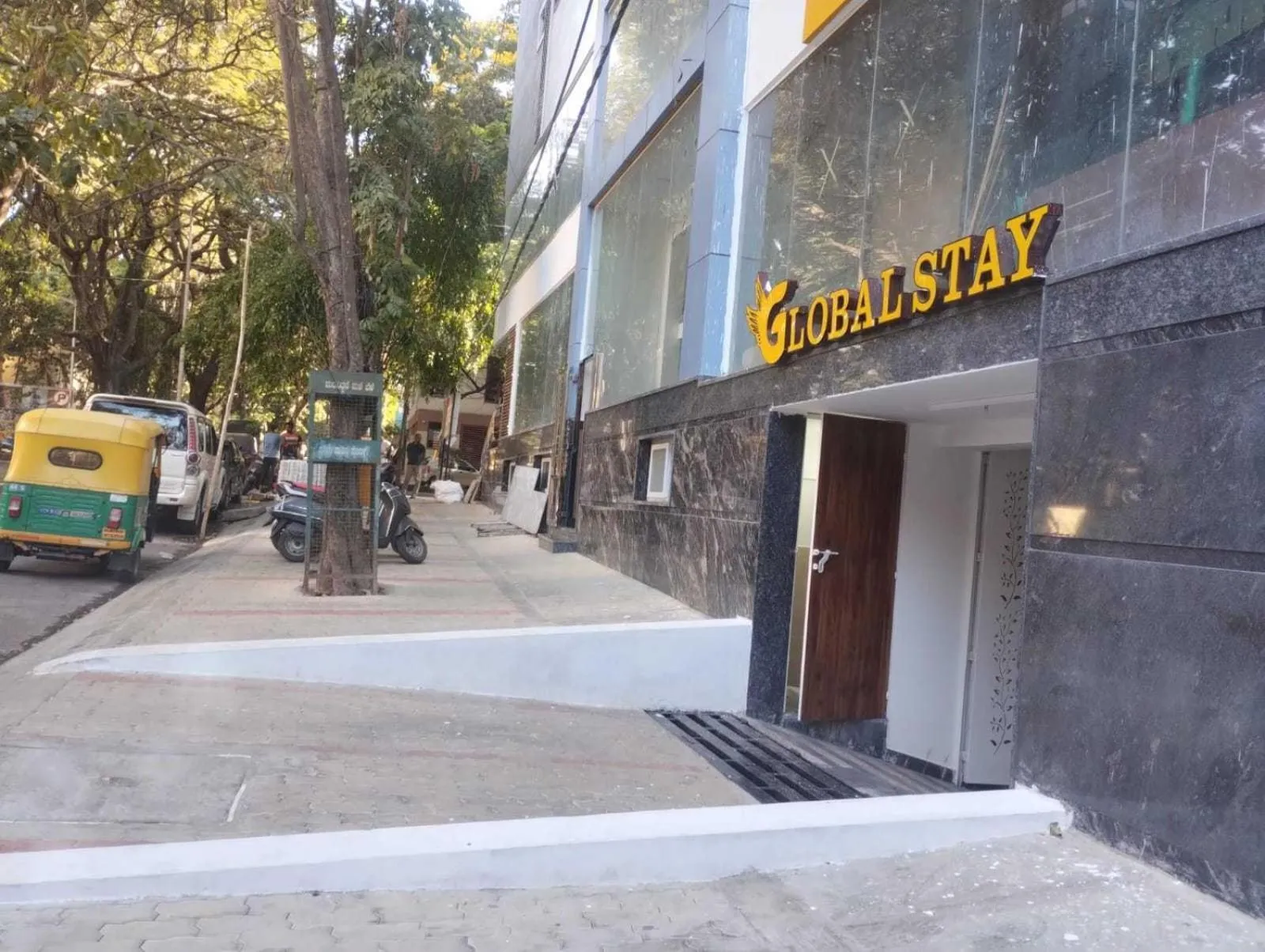 Parking in Treebo Global Stay, Jayanagar