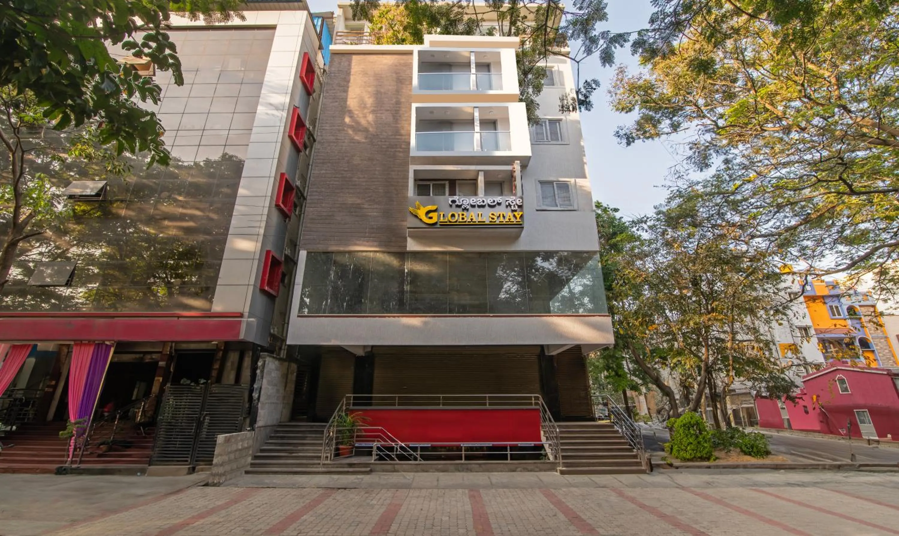 Facade/entrance in Treebo Global Stay, Jayanagar
