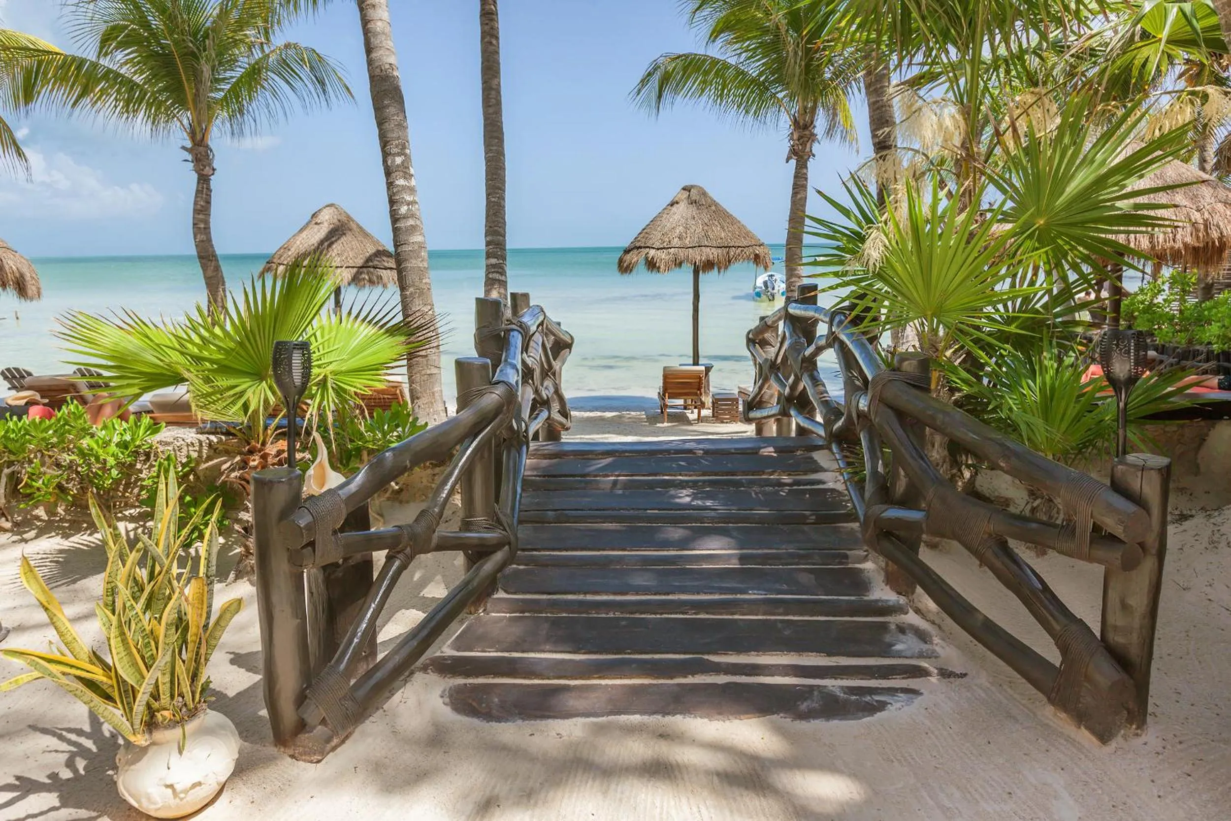 Day in Beachfront Hotel La Palapa - Adults Only