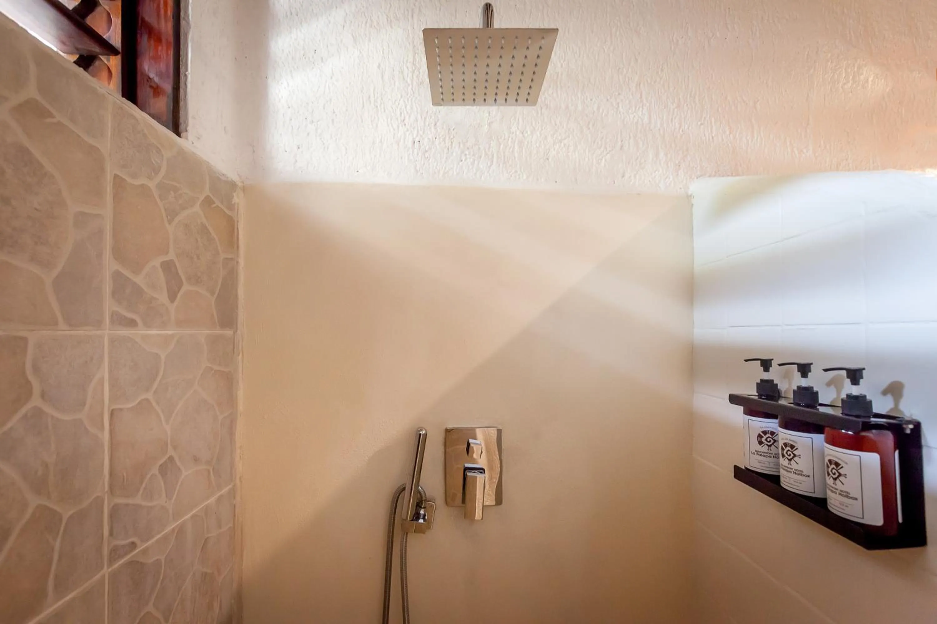 Bathroom in Beachfront Hotel La Palapa - Adults Only