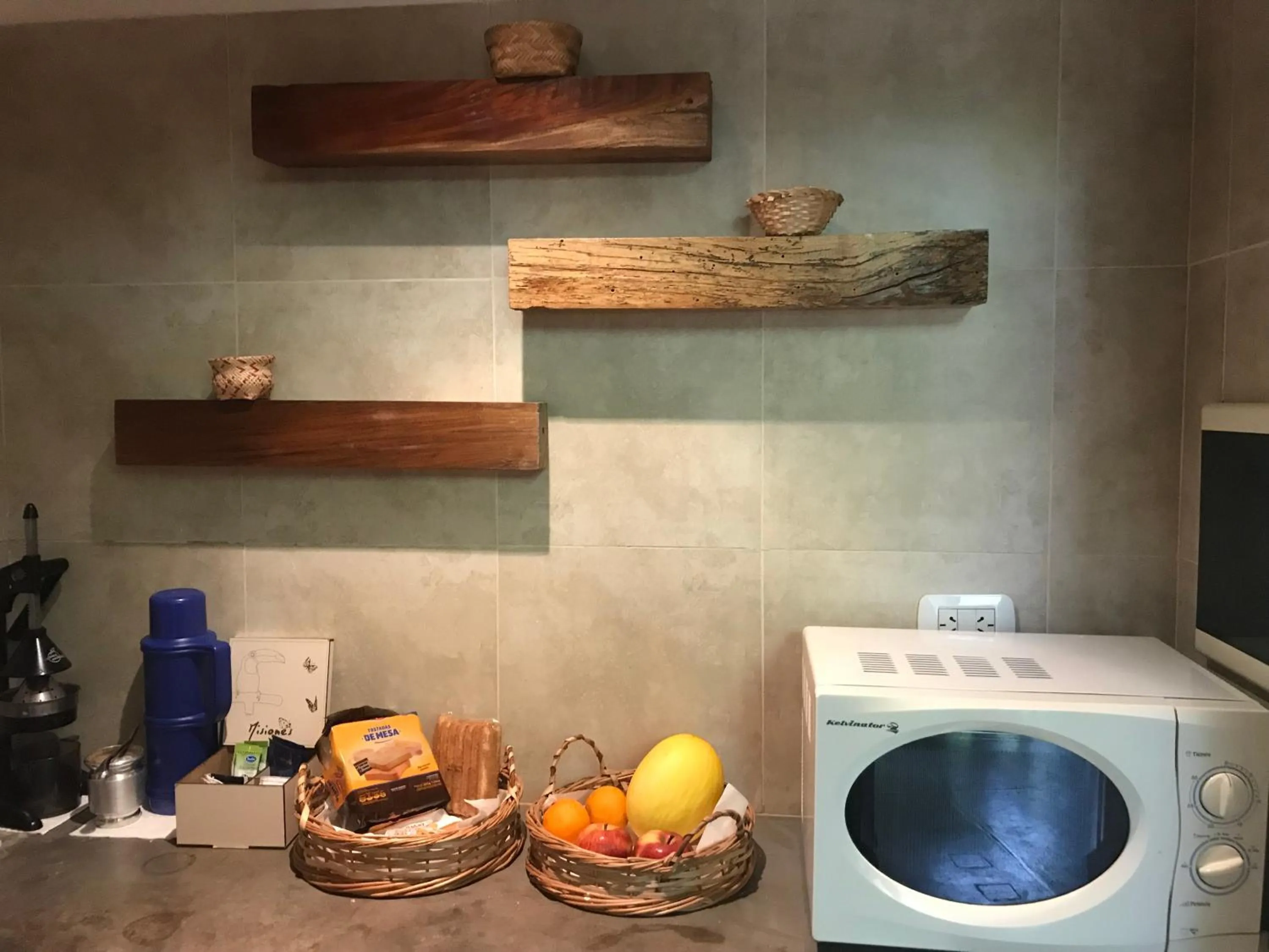 kitchen in Raices Amambai Lodges