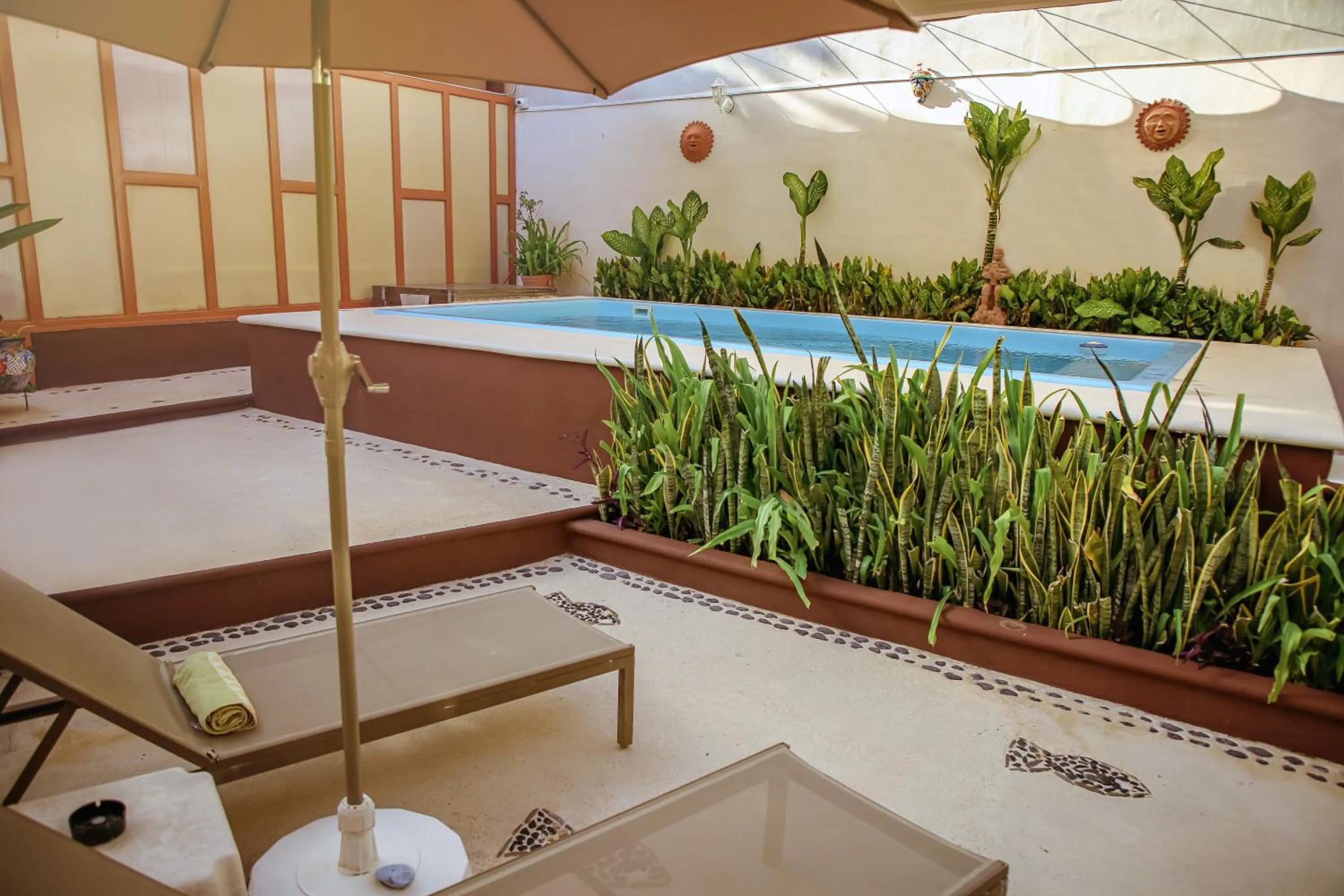 Pool view in Casa Saab