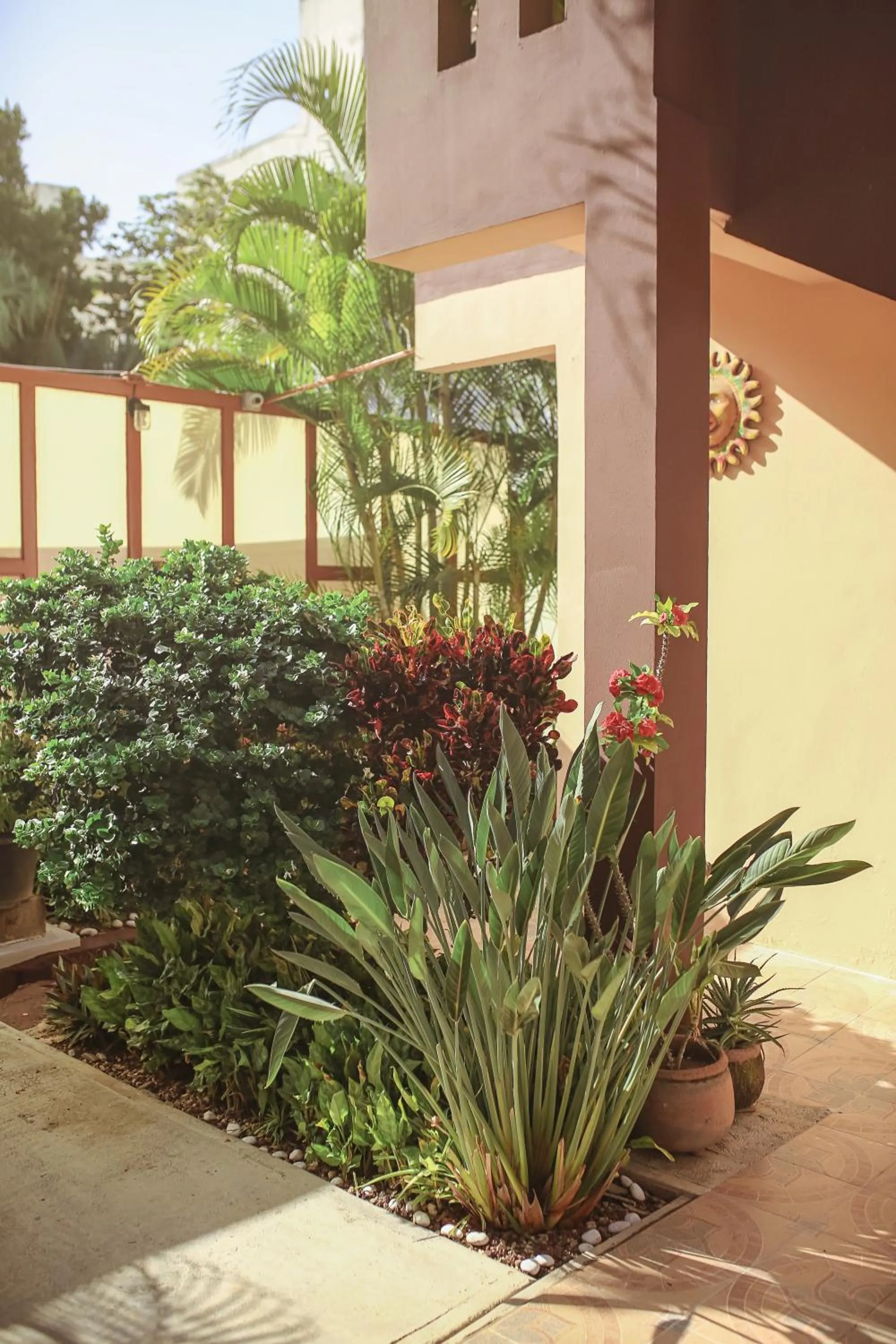 Property building in Casa Saab