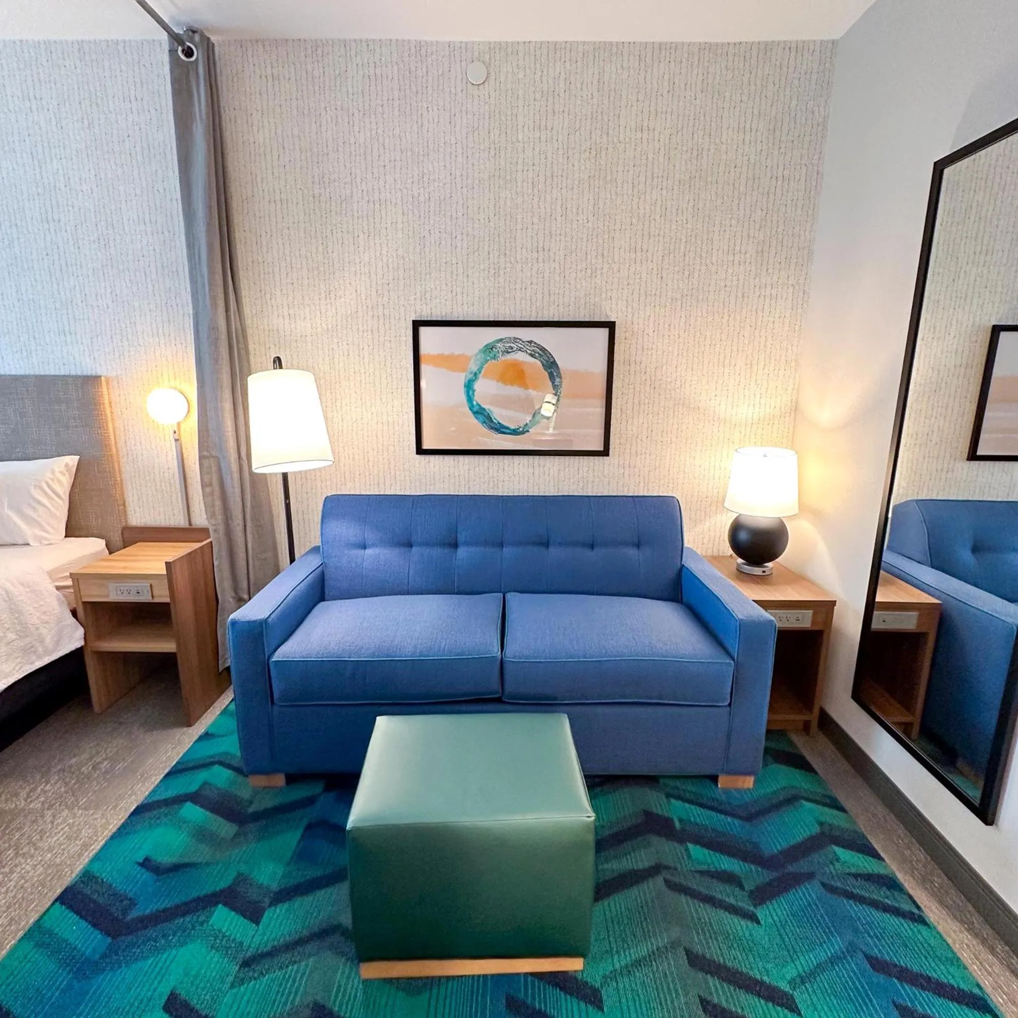 Living room, Bed in Home2 Suites by Hilton Fort Walton Beach Eglin AirForce Base