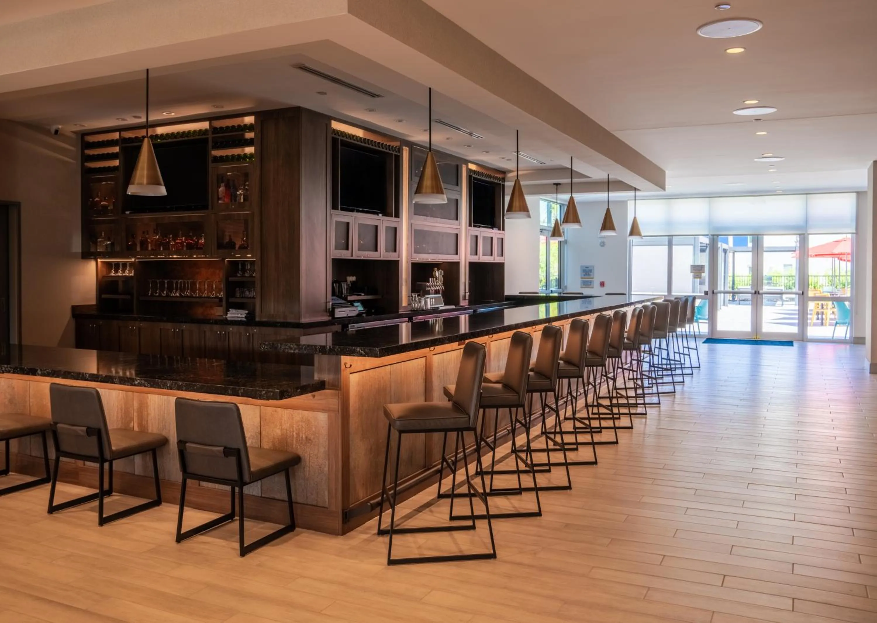 Lounge or bar in Home2 Suites by Hilton Fort Walton Beach Eglin AirForce Base