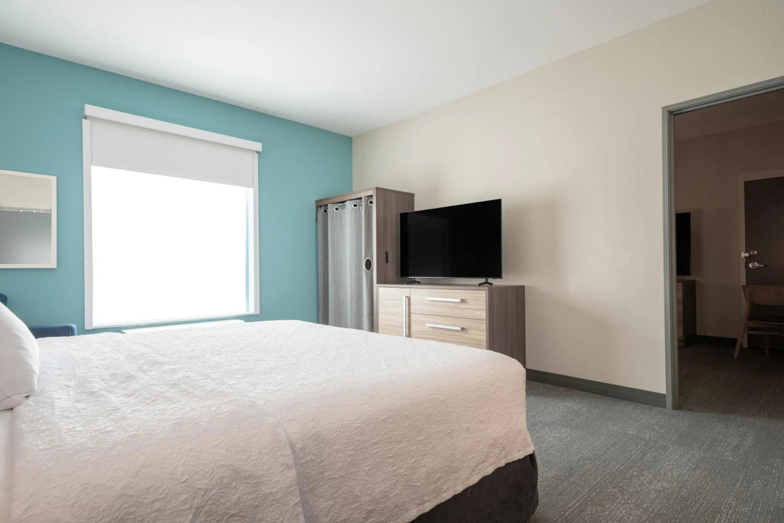 Bed in Home2 Suites by Hilton Fort Walton Beach Eglin AirForce Base