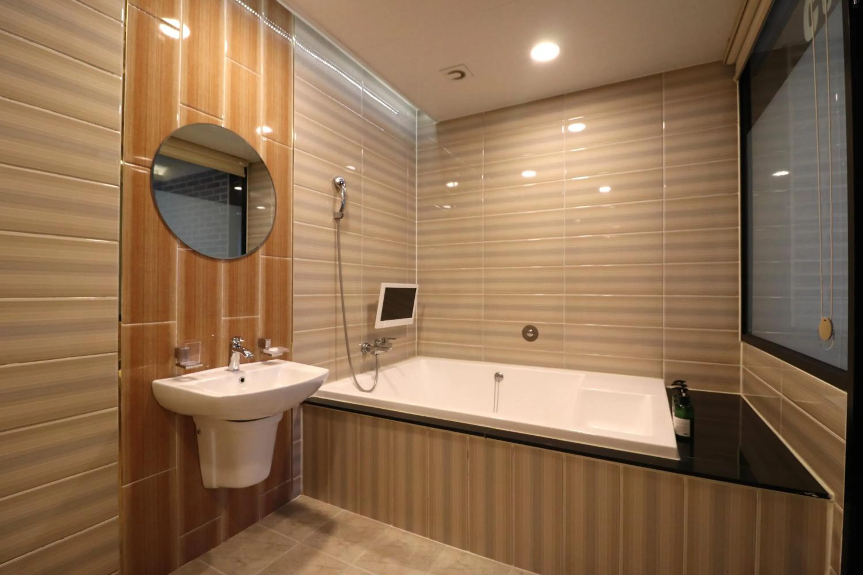 Decorative detail in Hotel Airport