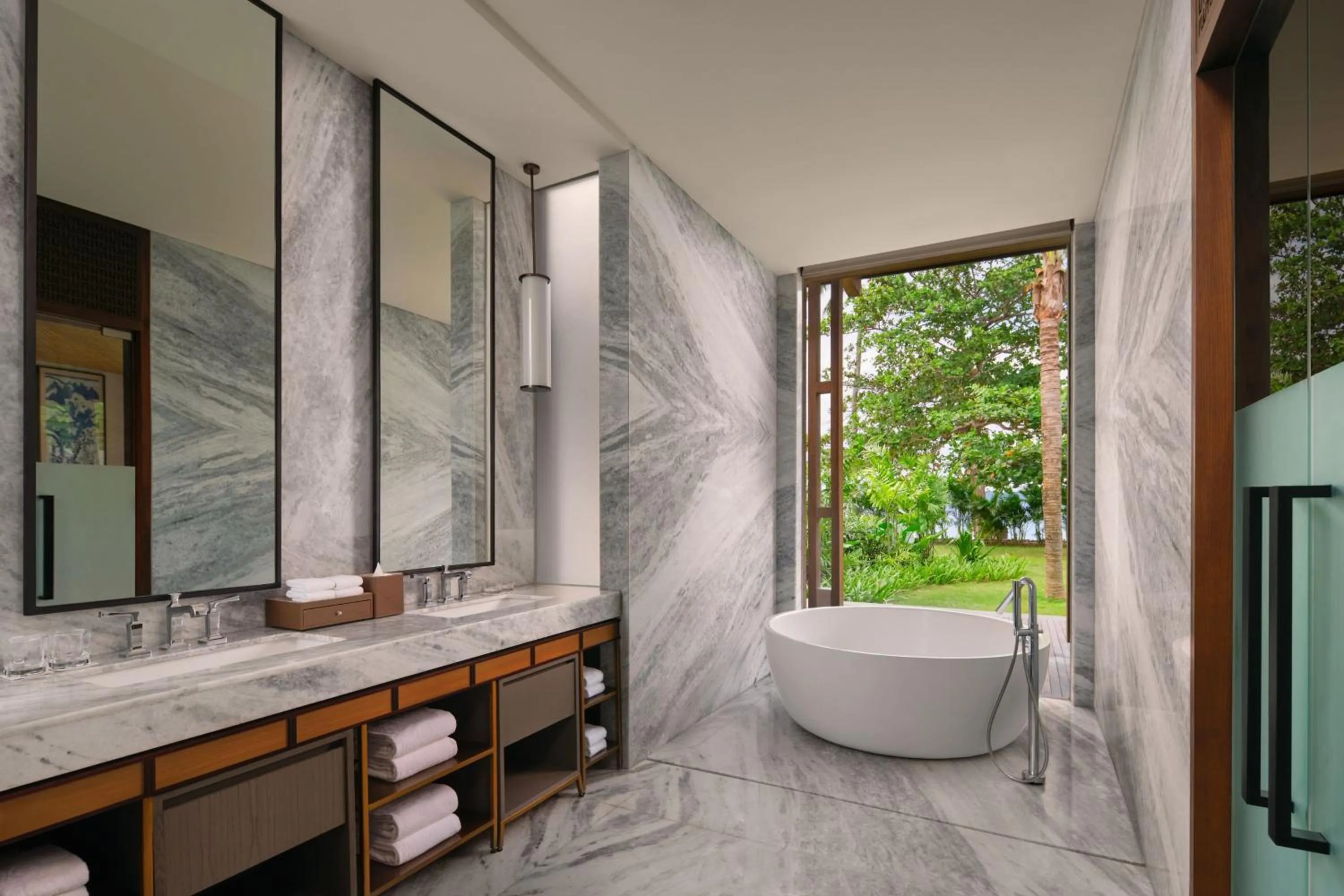 Bathroom in Lampung Marriott Resort & Spa