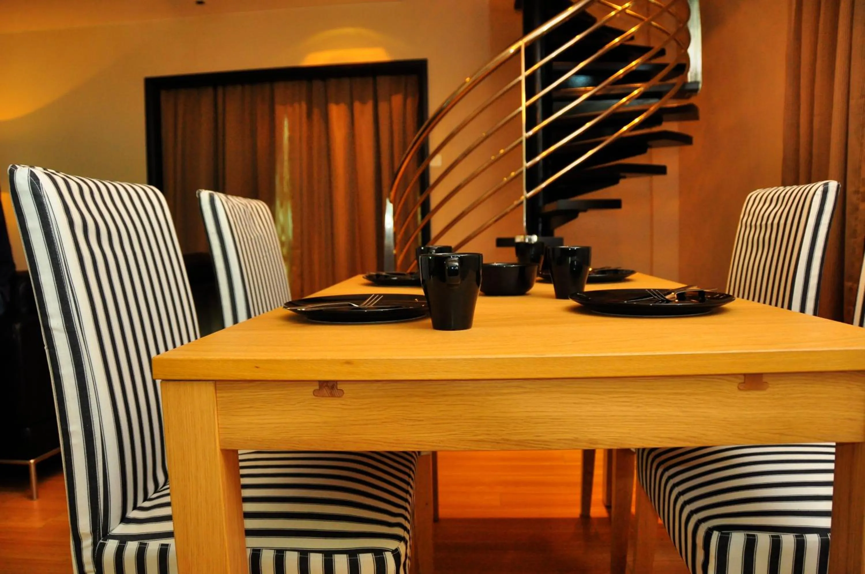 Dining area in Tat Place Hotel