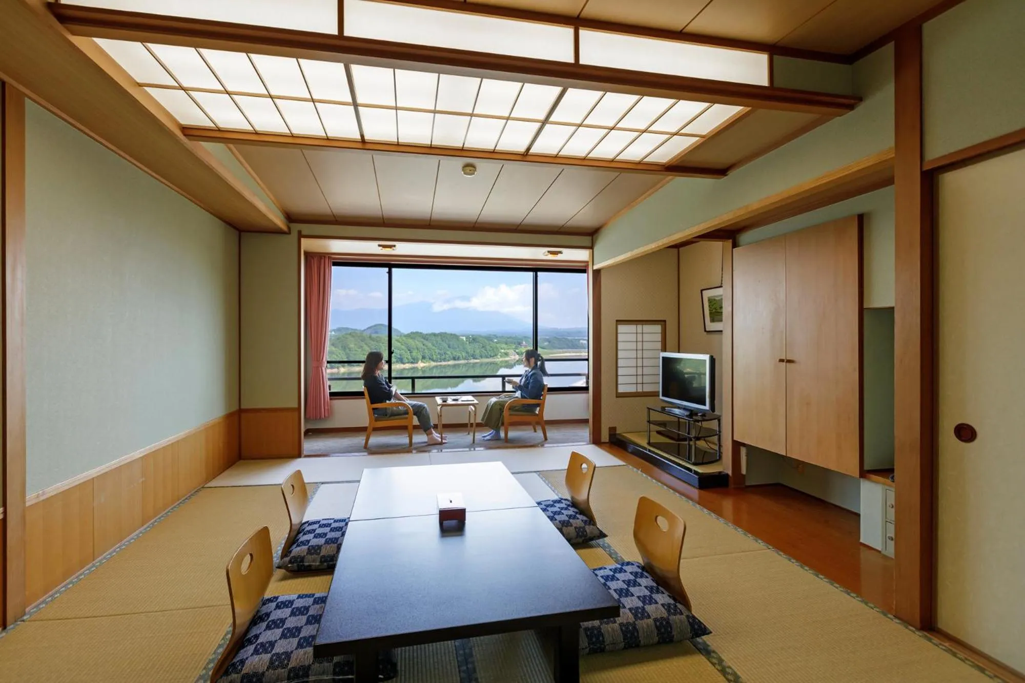 Photo of the whole room in Hotel Shion