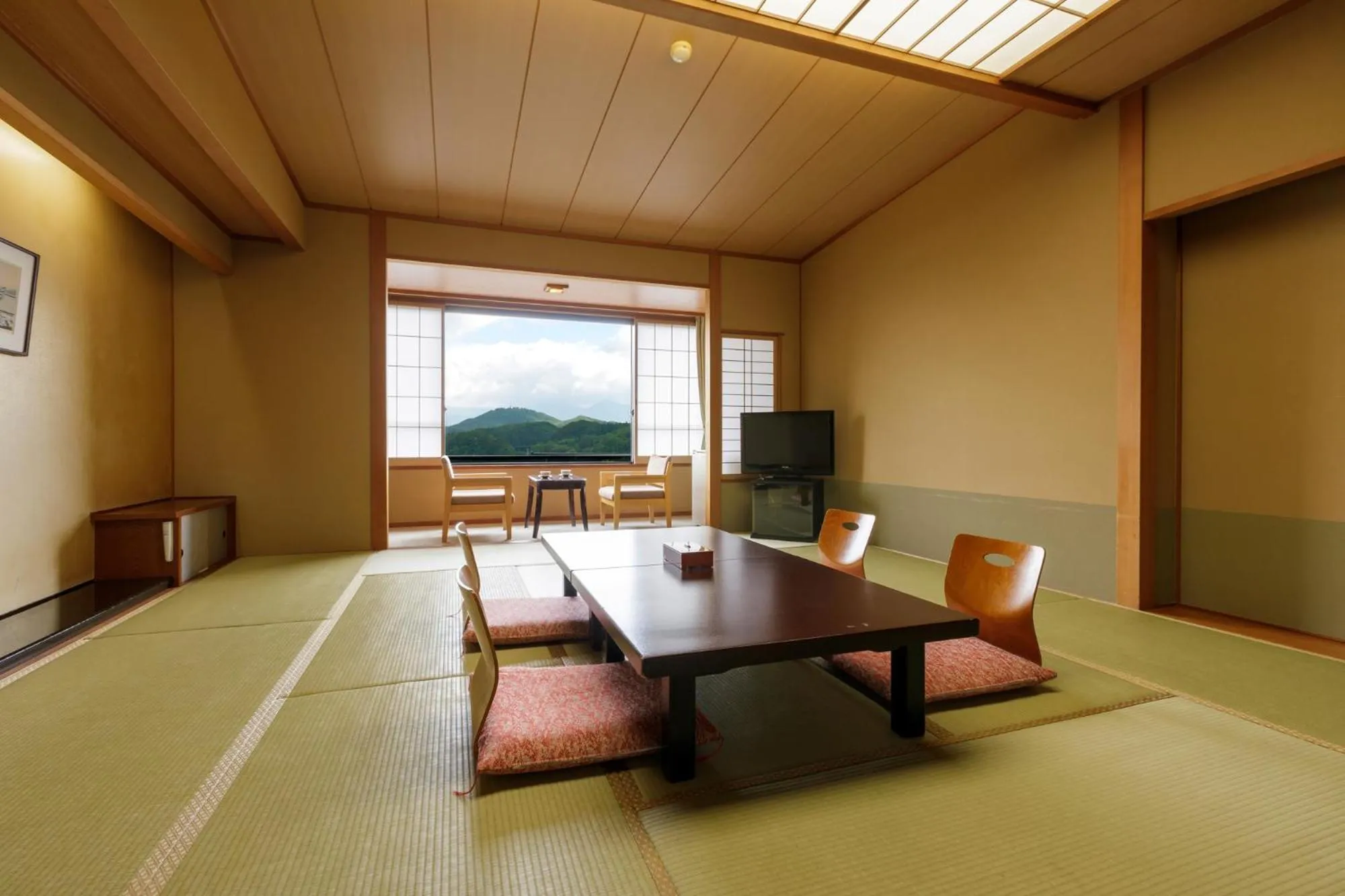 Photo of the whole room in Hotel Shion