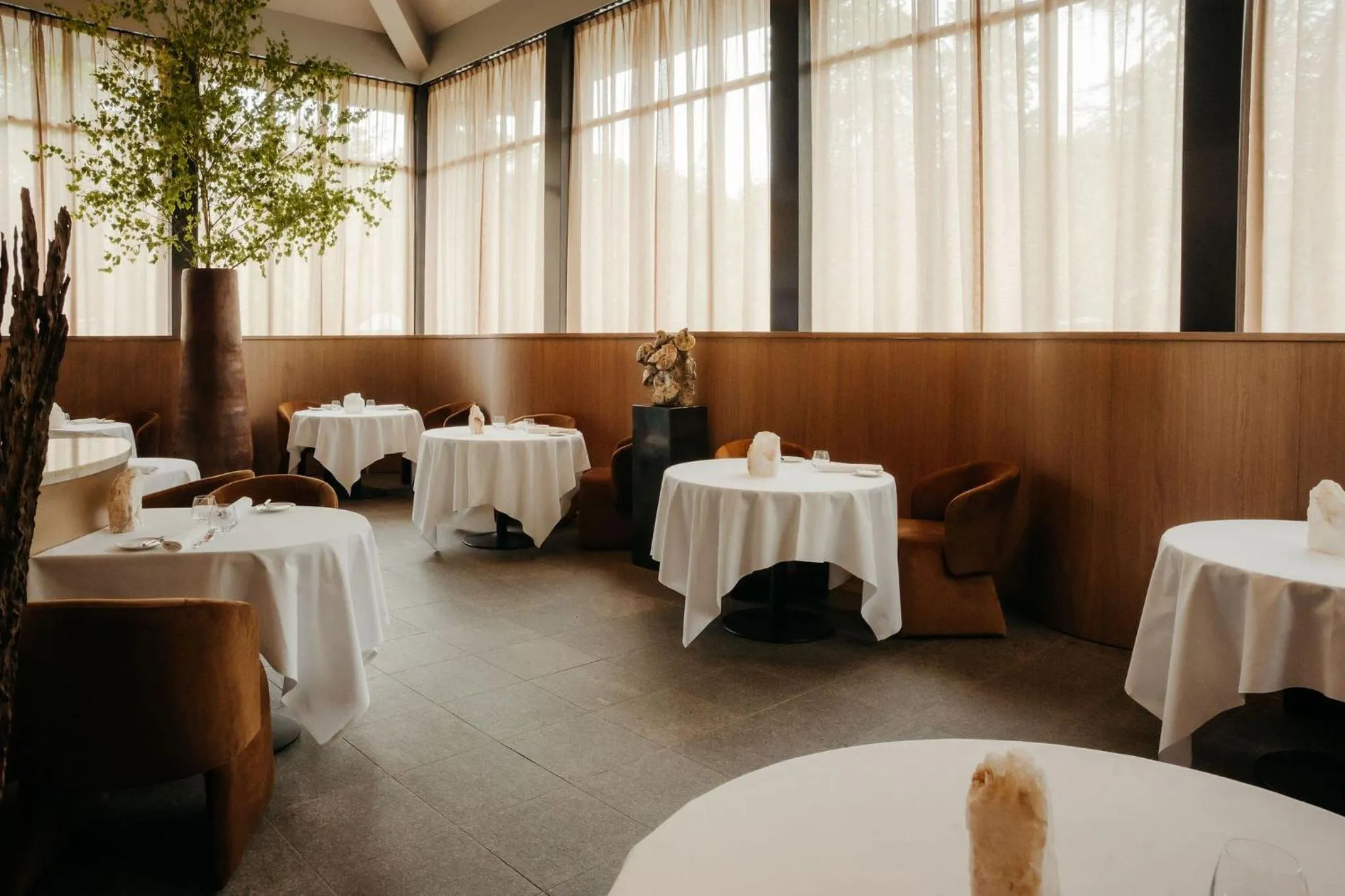 Restaurant/places to eat in Hotel Gastronomique de Echoput
