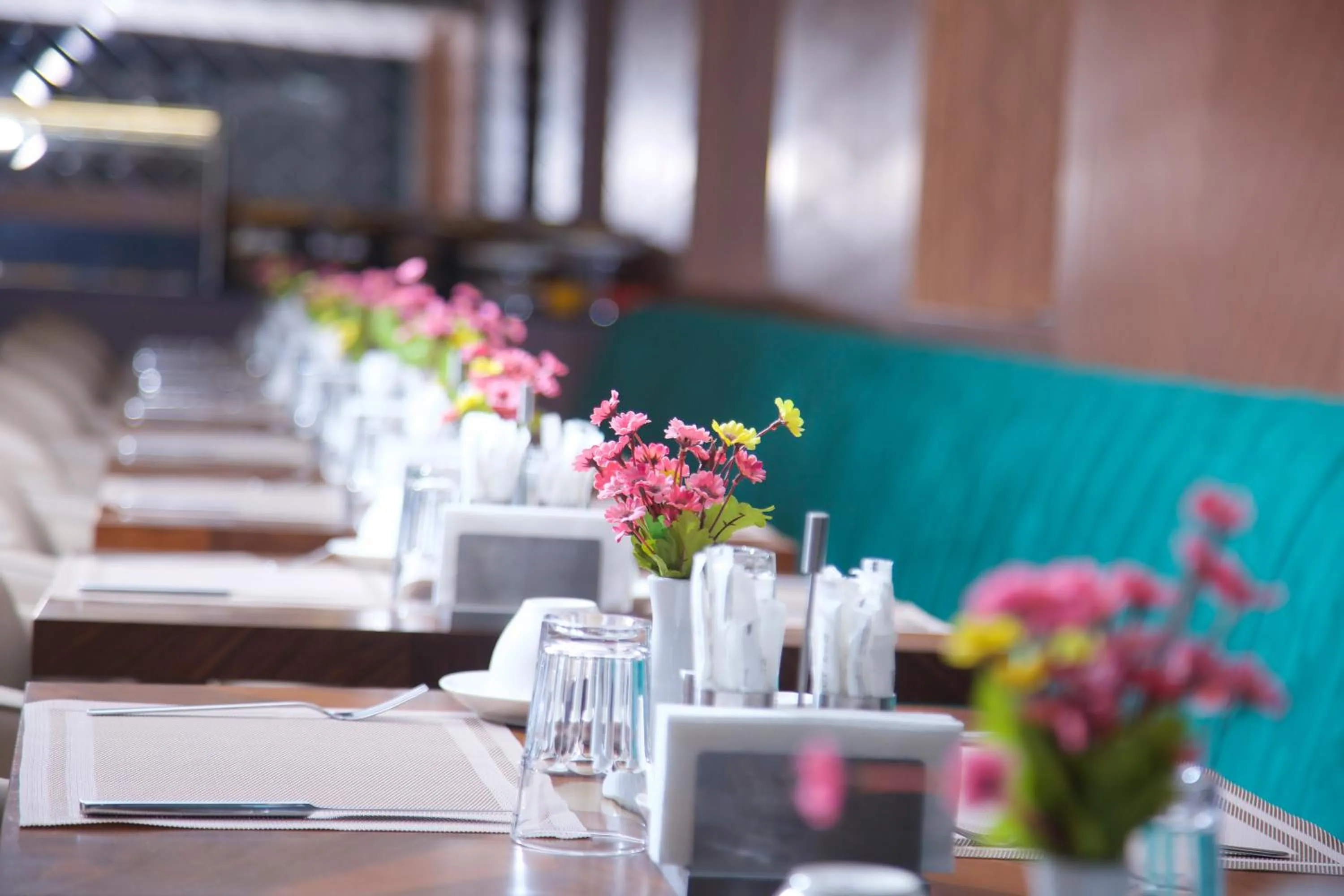 Restaurant/places to eat in Downtown Sirkeci Hotel