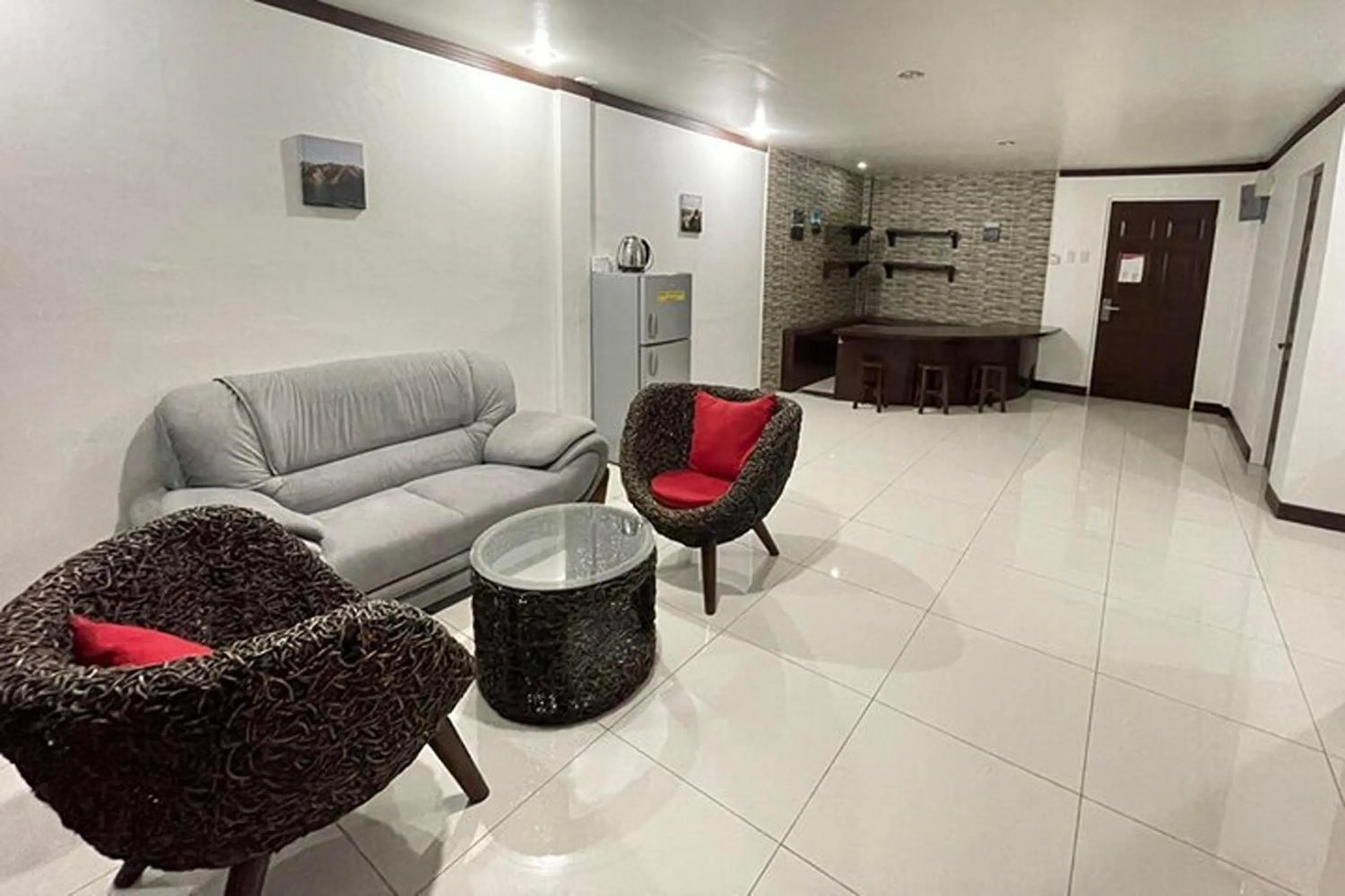 Living room in Angeles Palace Hotel