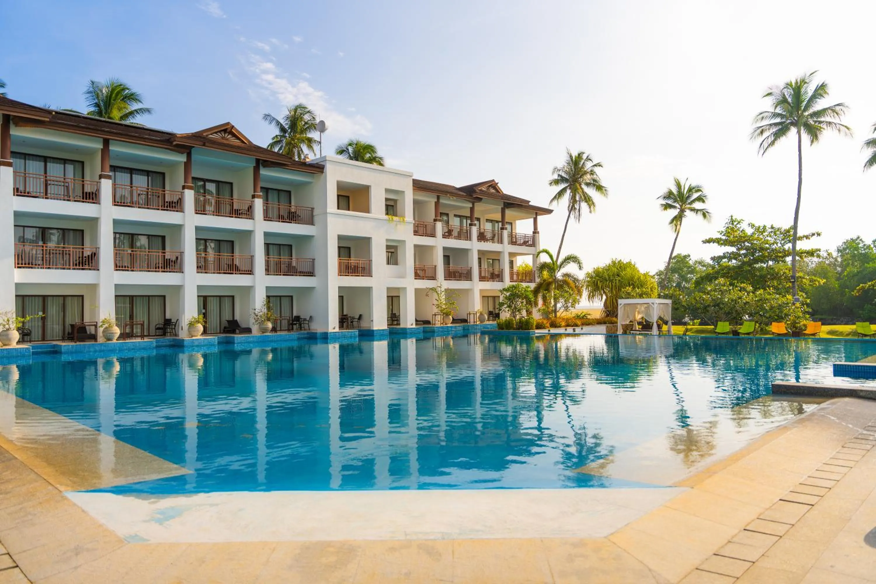 Swimming pool in Princesa Garden Island Resort and Spa