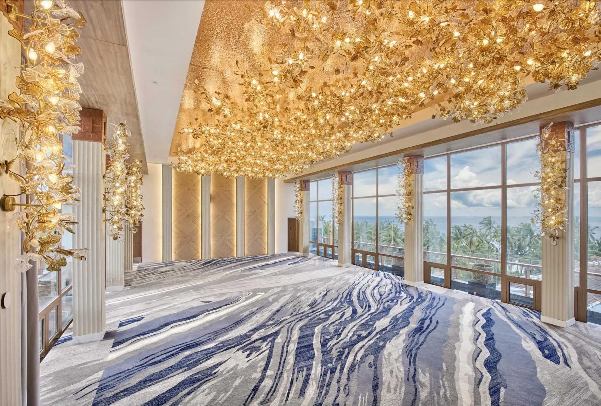 Banquet/Function facilities, Bed in Princesa Garden Island Resort and Spa