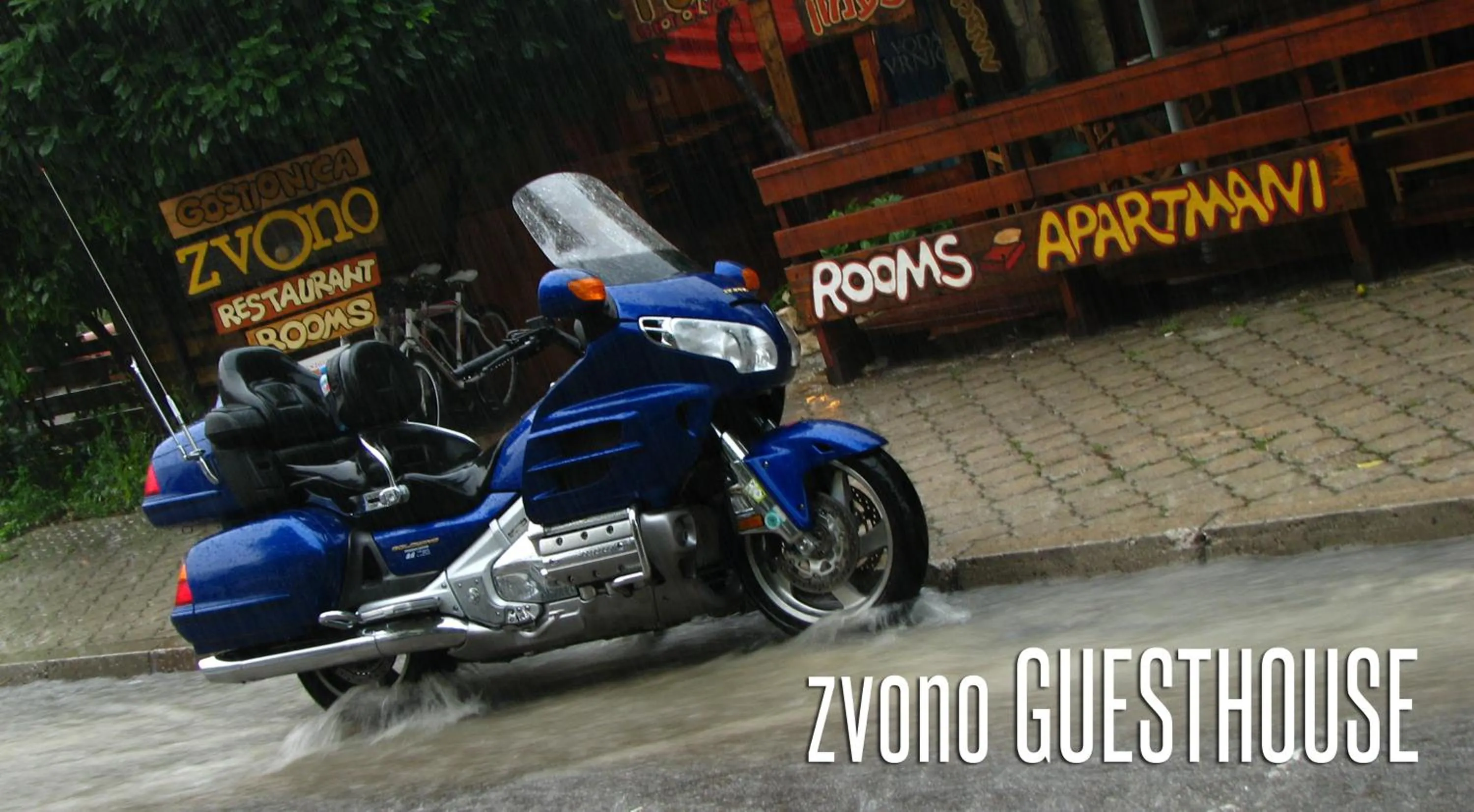 Text overlay in Guesthouse Zvono