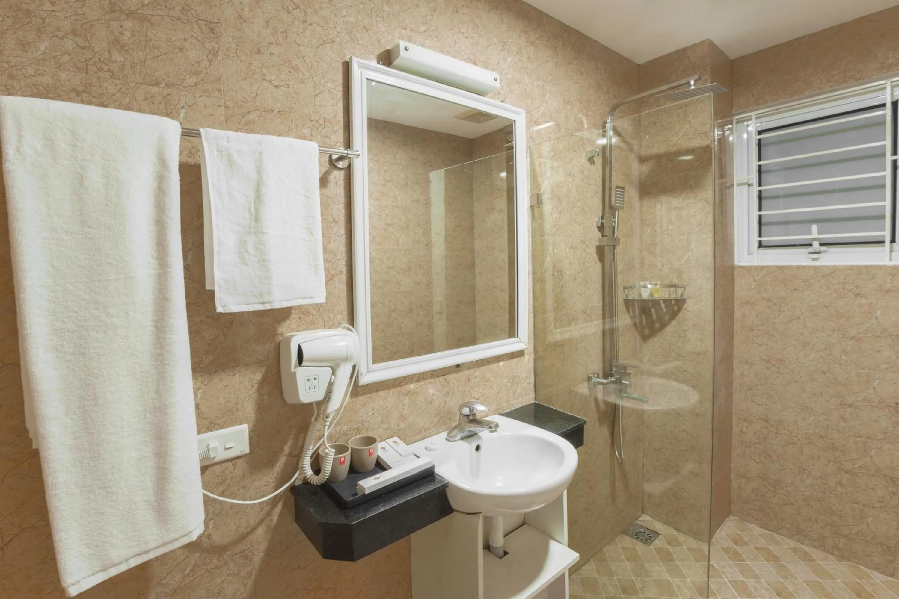 Bathroom in Hanoi Veris Boutique Hotel & Spa