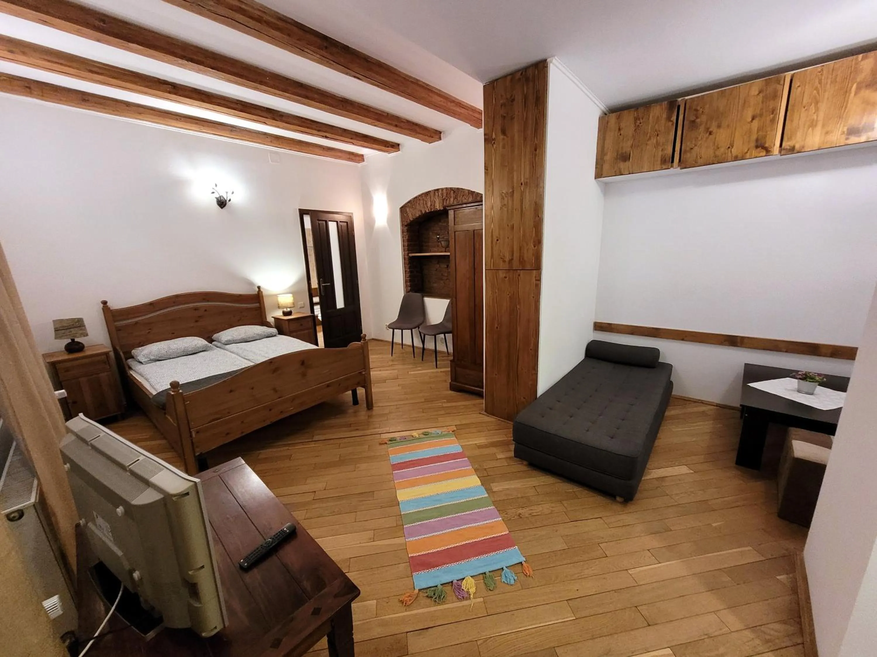 Photo of the whole room, Bed in Main Square Apartments & More