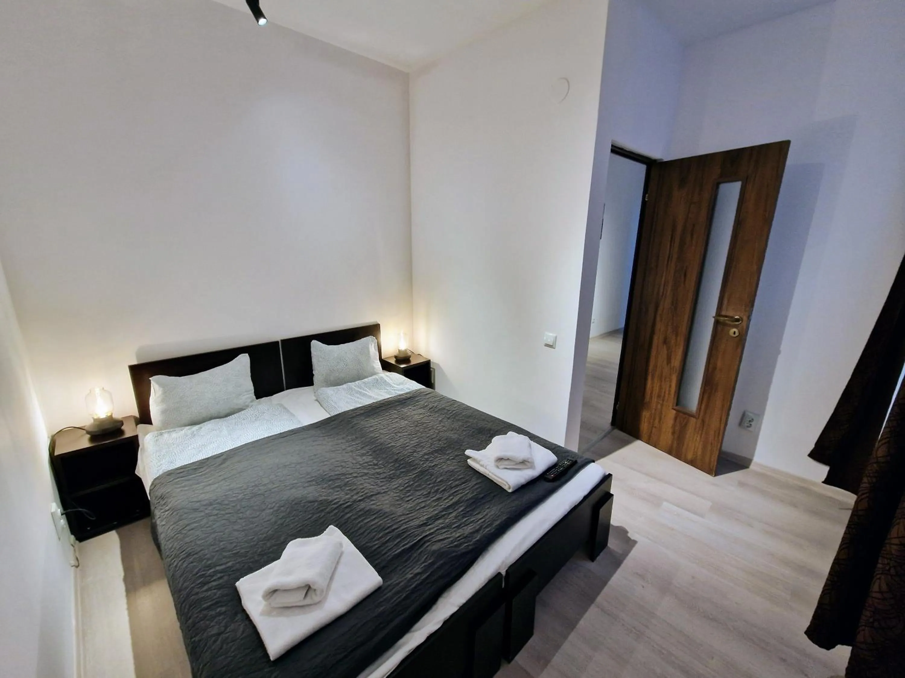 Photo of the whole room, Bed in Main Square Apartments & More