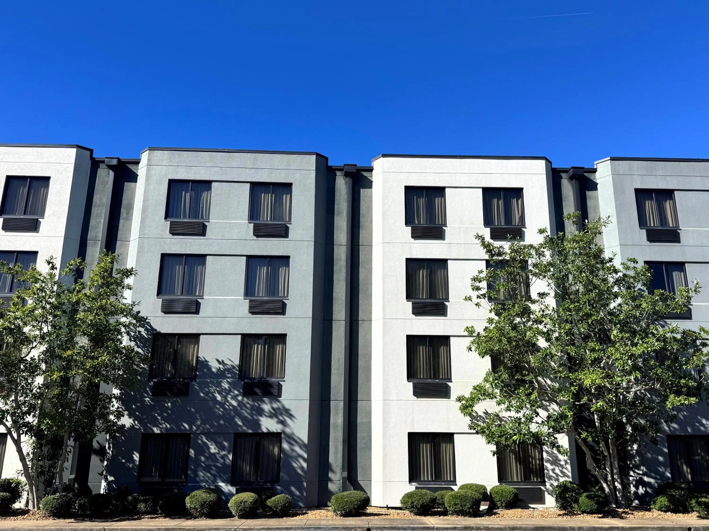 Property building in Travelodge by Wyndham Flowood