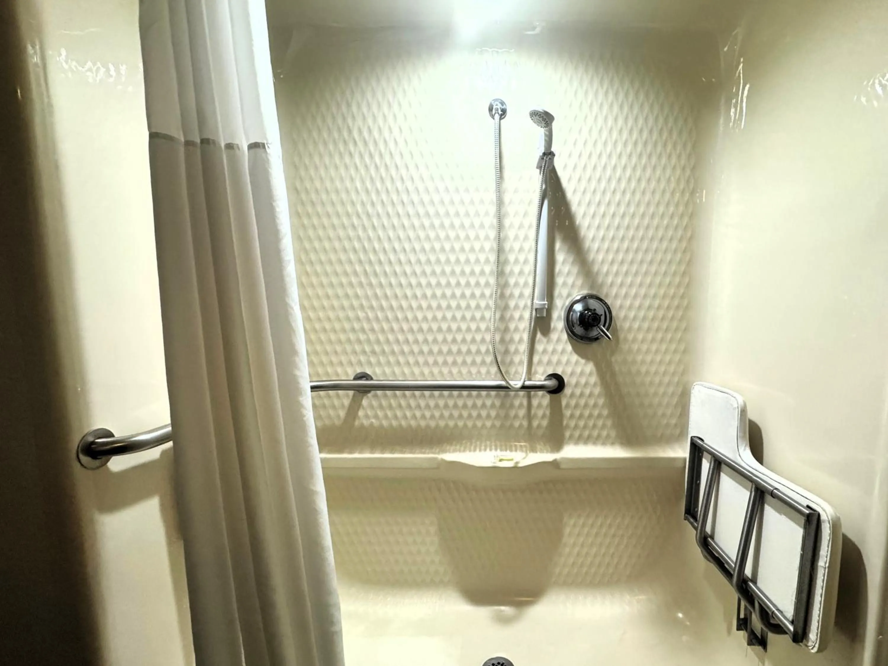 Bathroom in Travelodge by Wyndham Flowood