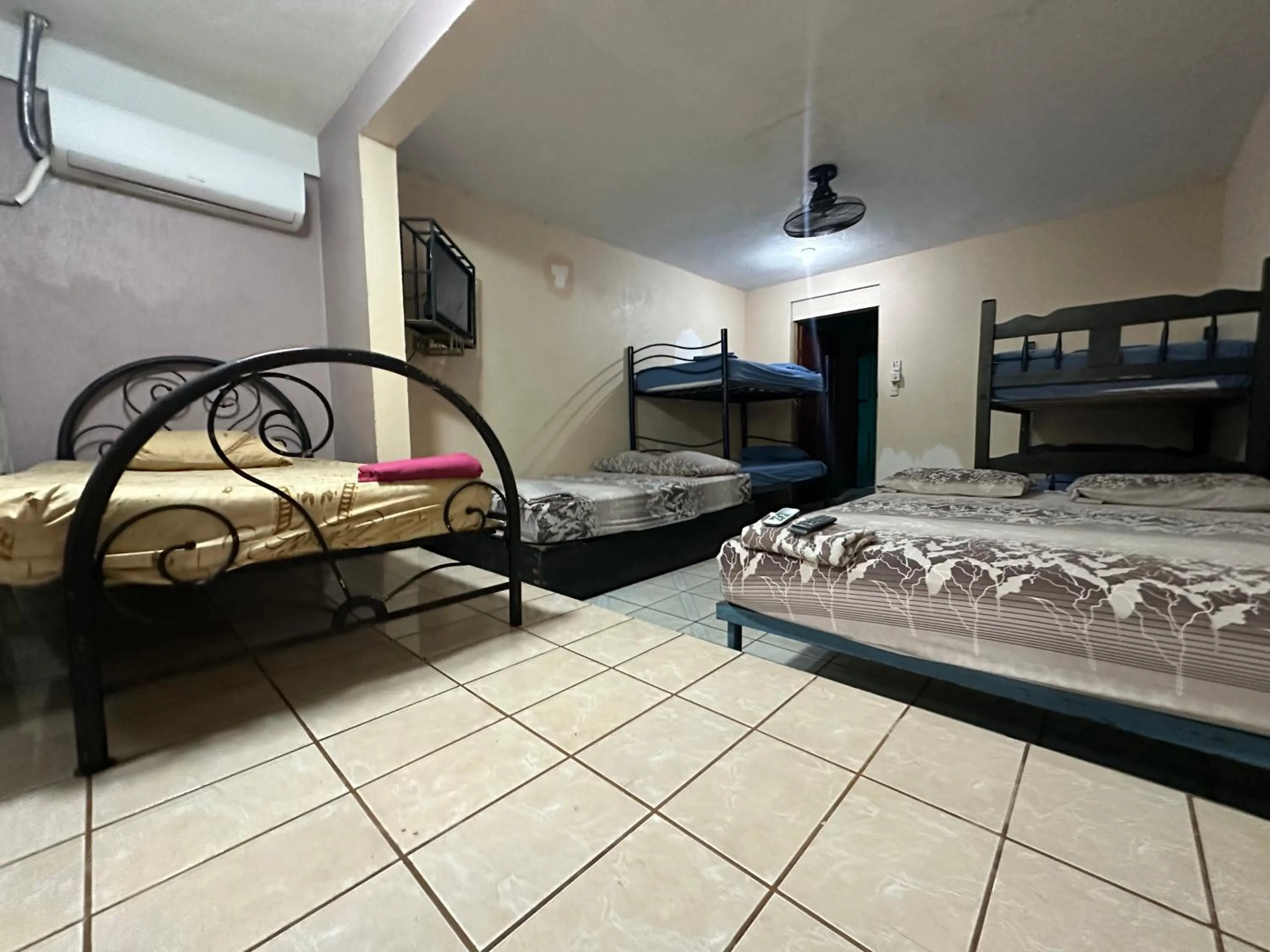 Bedroom in Wide Mouth Frog Conchal