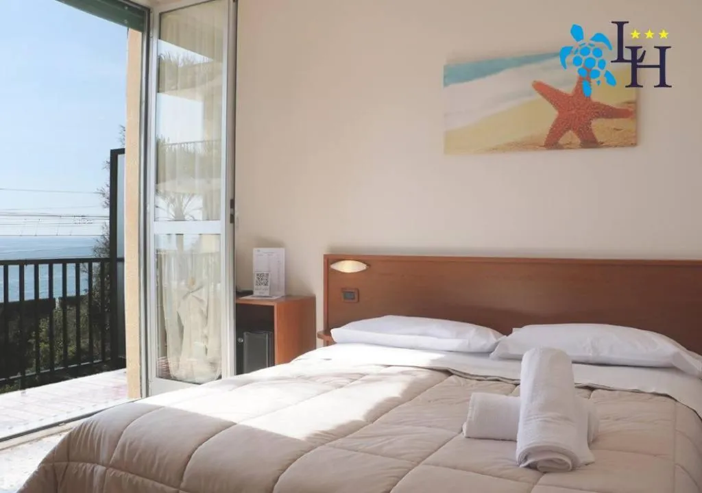 View (from property/room), Bed in Hotel Lora RDA Luxury