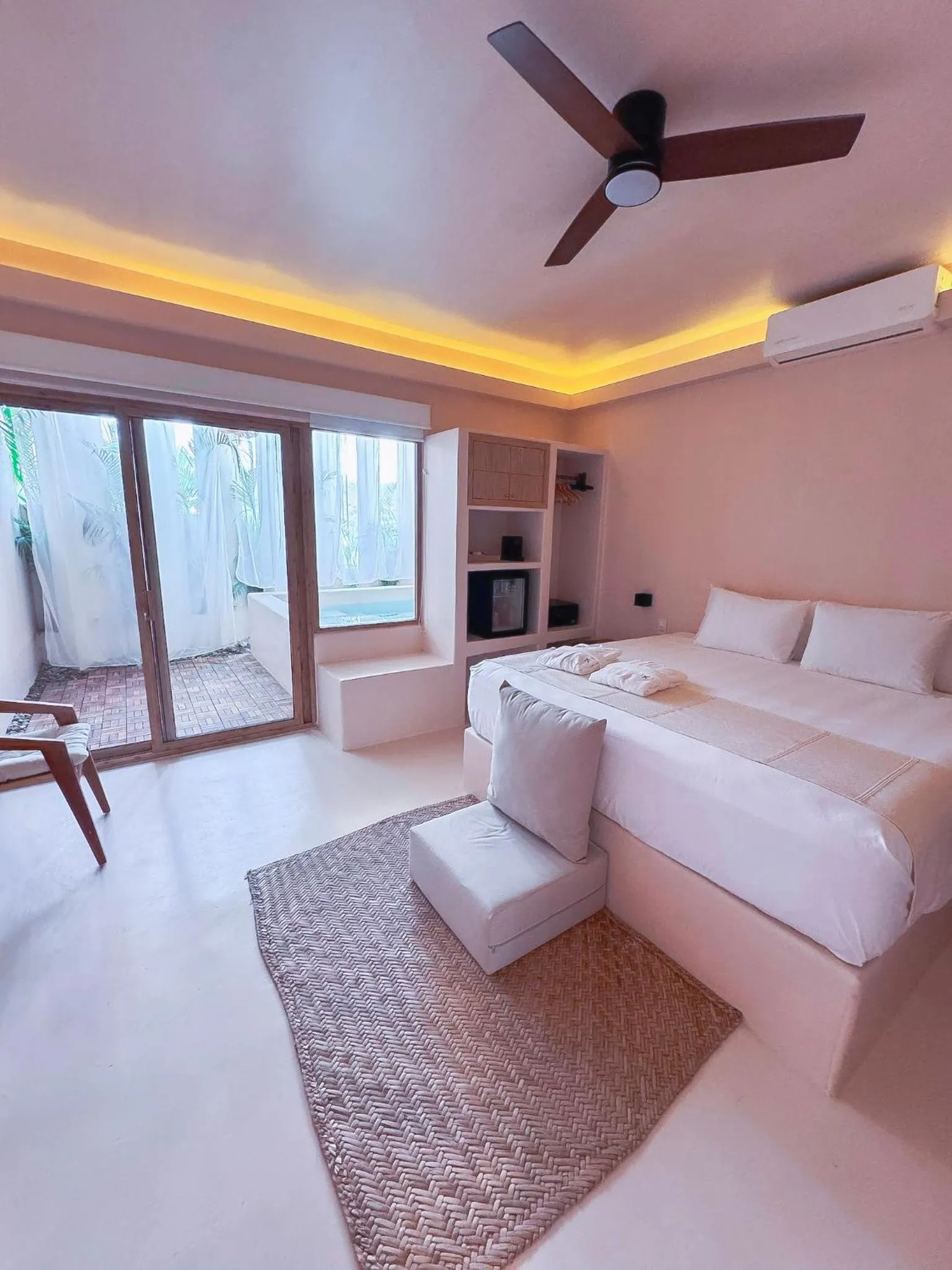 Bed in Xeno Hotel Boutique