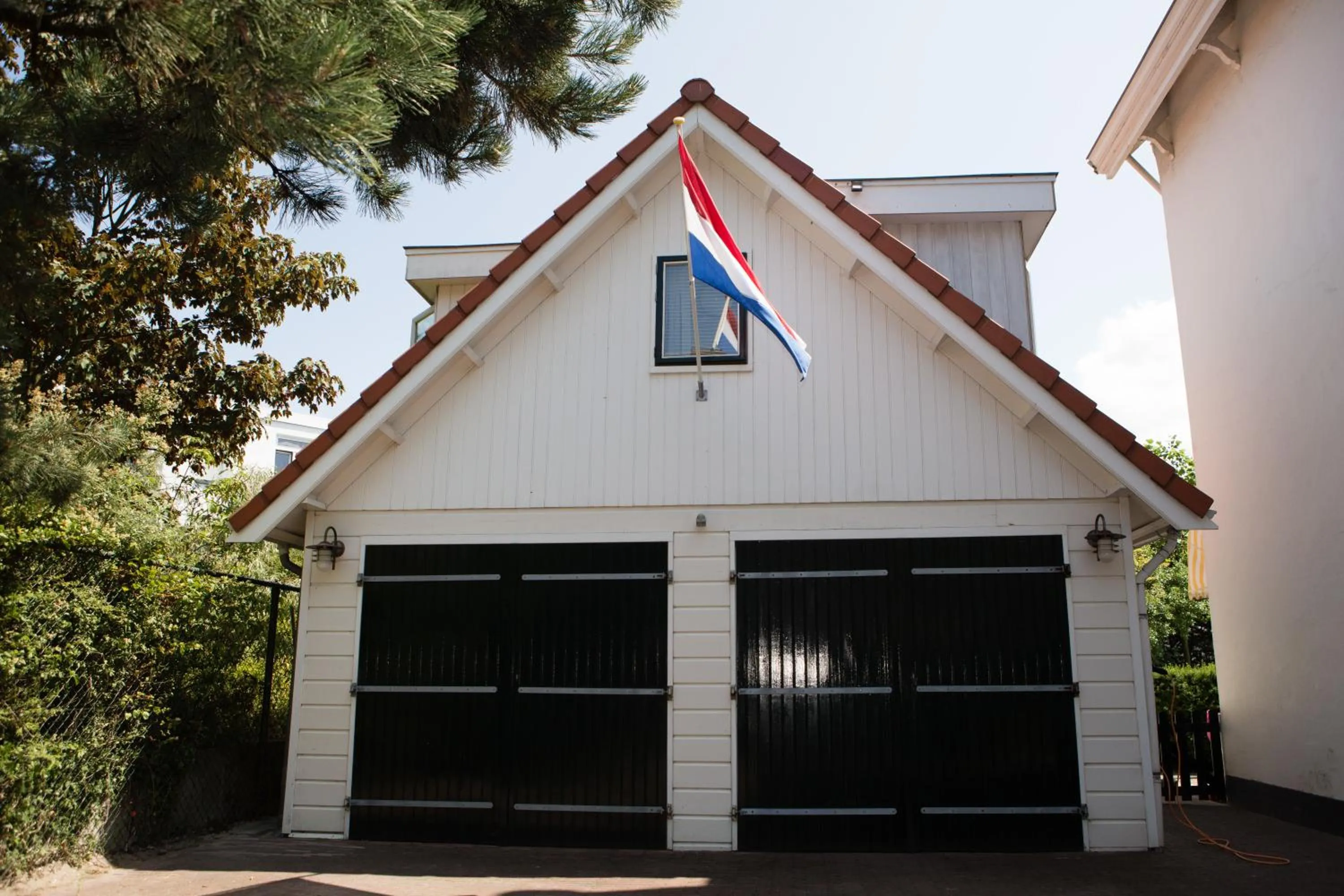 Facade/entrance in B & B Villa Suisse