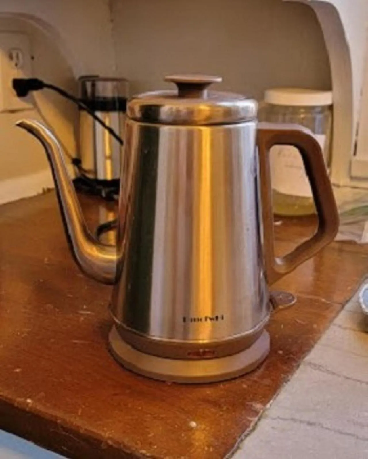 Coffee/tea facilities in The Kings Throne Inn and Guest House